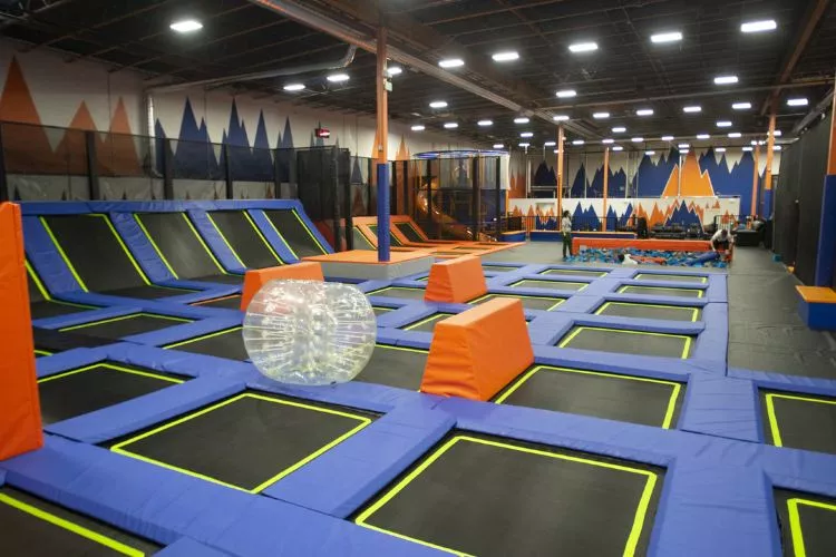 Summit Trampoline Park in Panama, North America | Trampolining - Rated 4