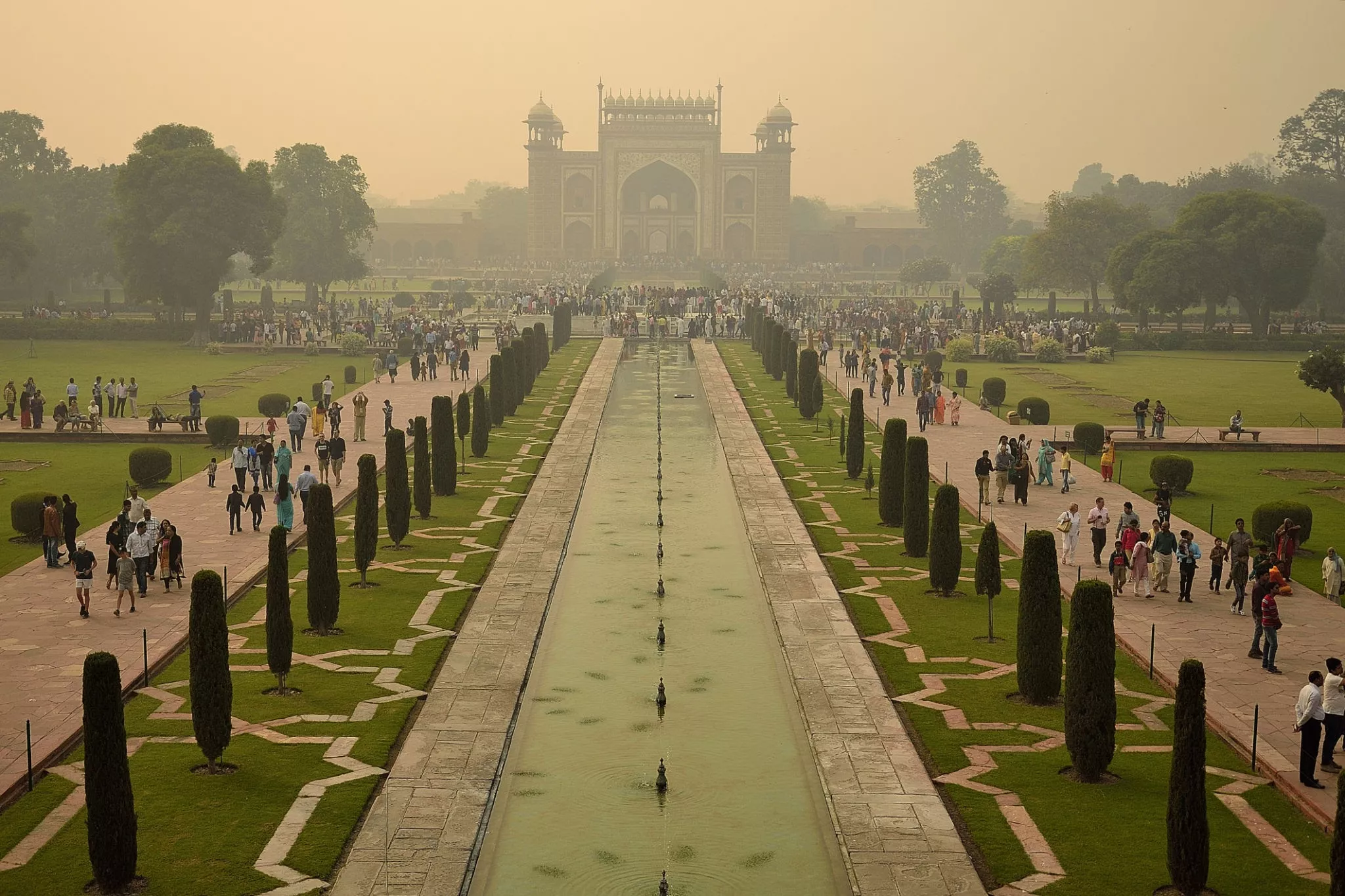 Taj Mahal Garden in India, Central Asia | Gardens - Rated 4