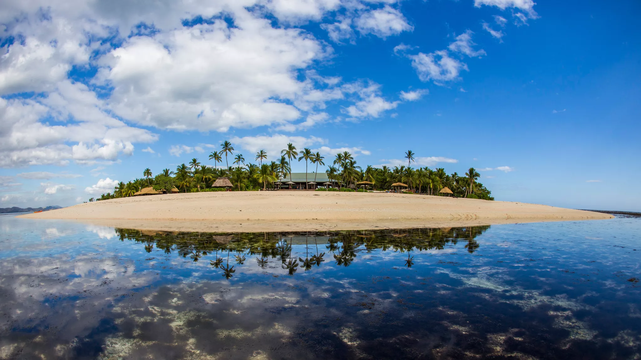 Tavarua in Fiji, Australia and Oceania | Surfing,Beaches - Rated 0.8