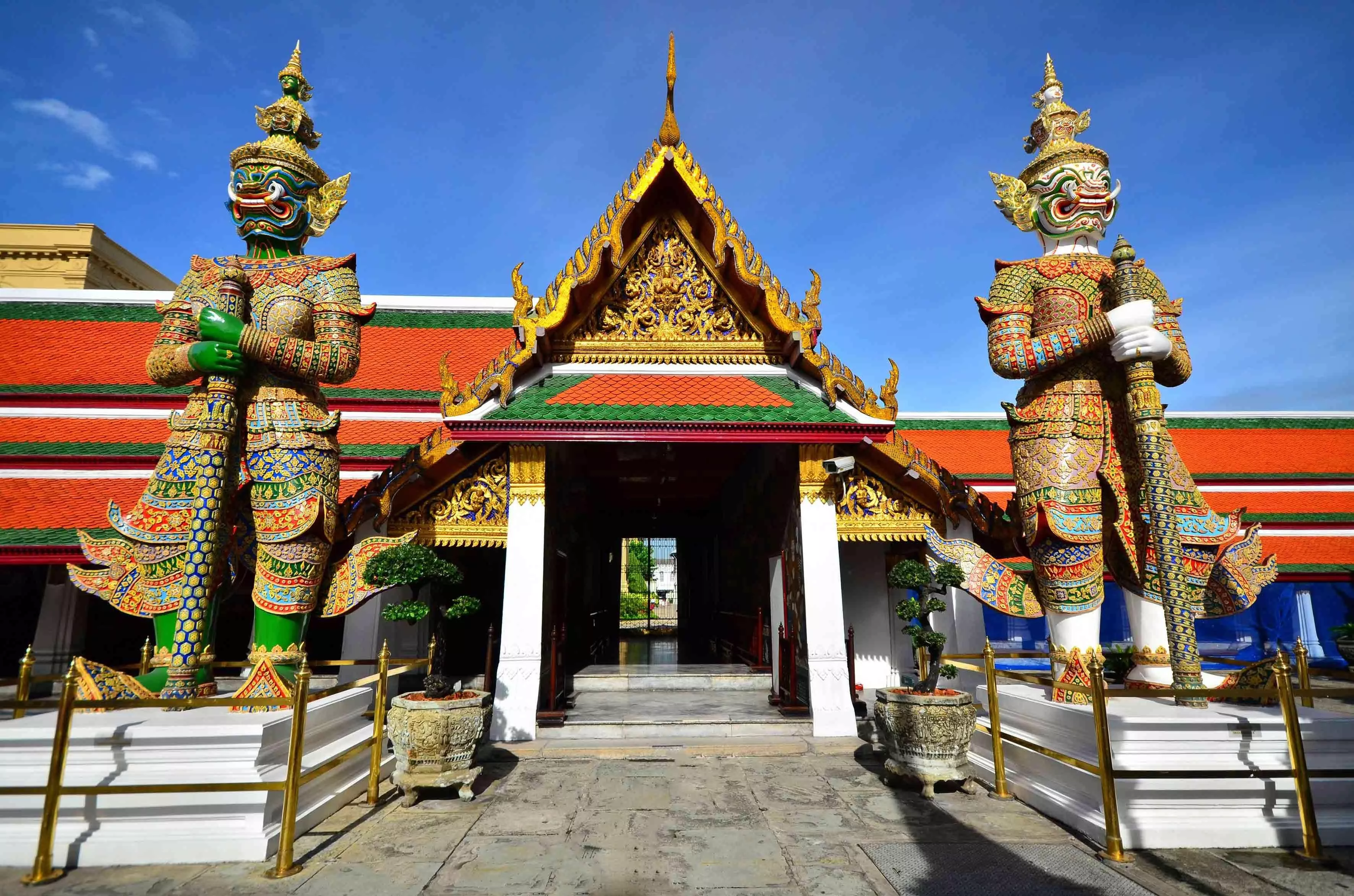 Temple of the Emerald Buddha in Thailand, Central Asia | Architecture - Rated 4.1