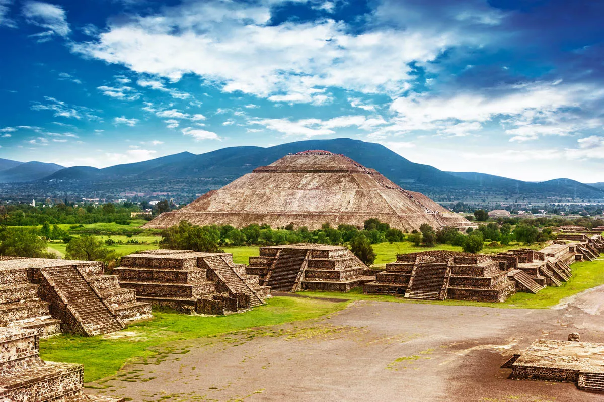 Teotihuacan Pyramids in Mexico, North America | Architecture,Excavations - Rated 4.4
