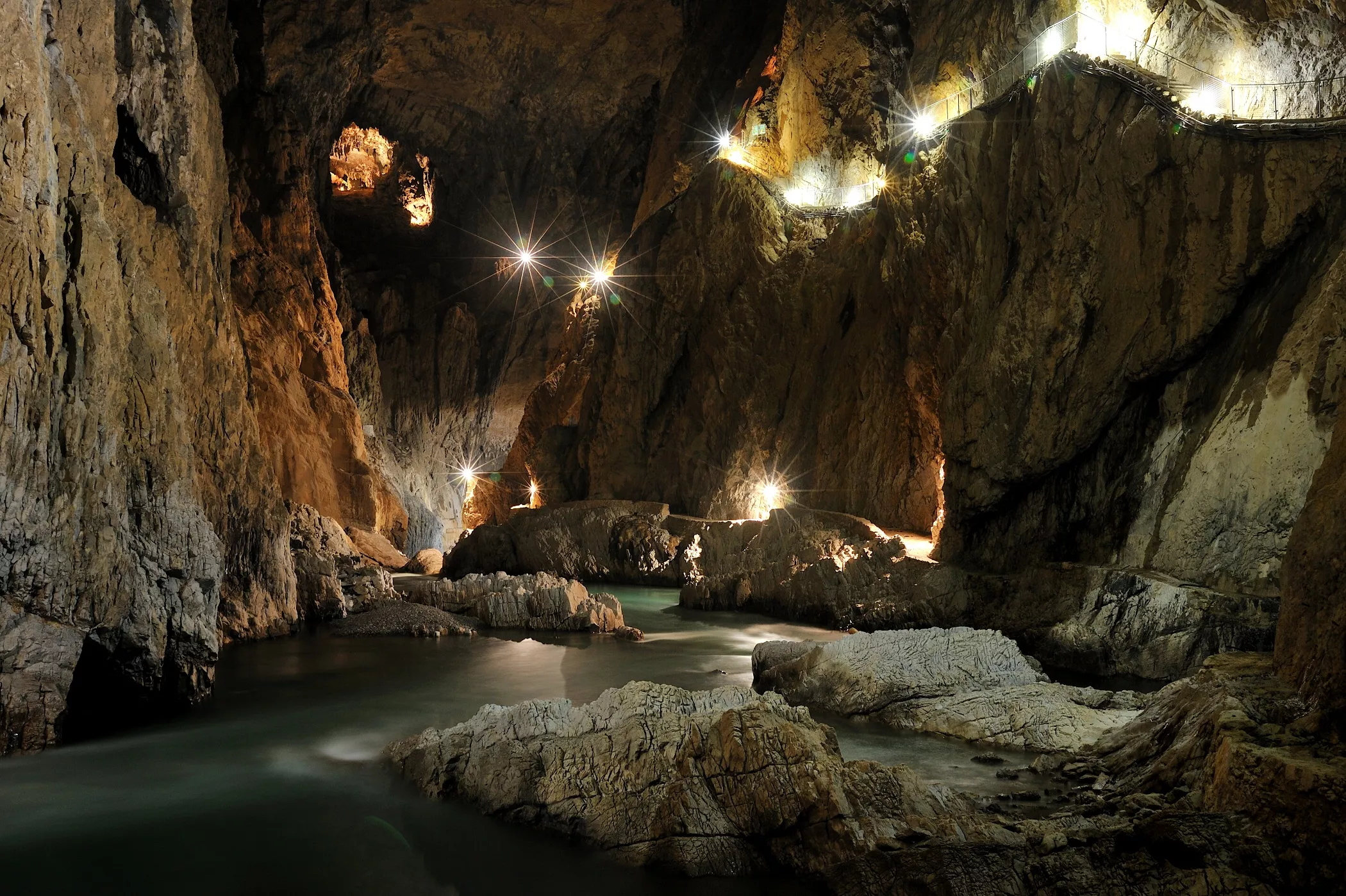 The French Cave in Norway, Europe | Caves & Underground Places - Rated 0.7