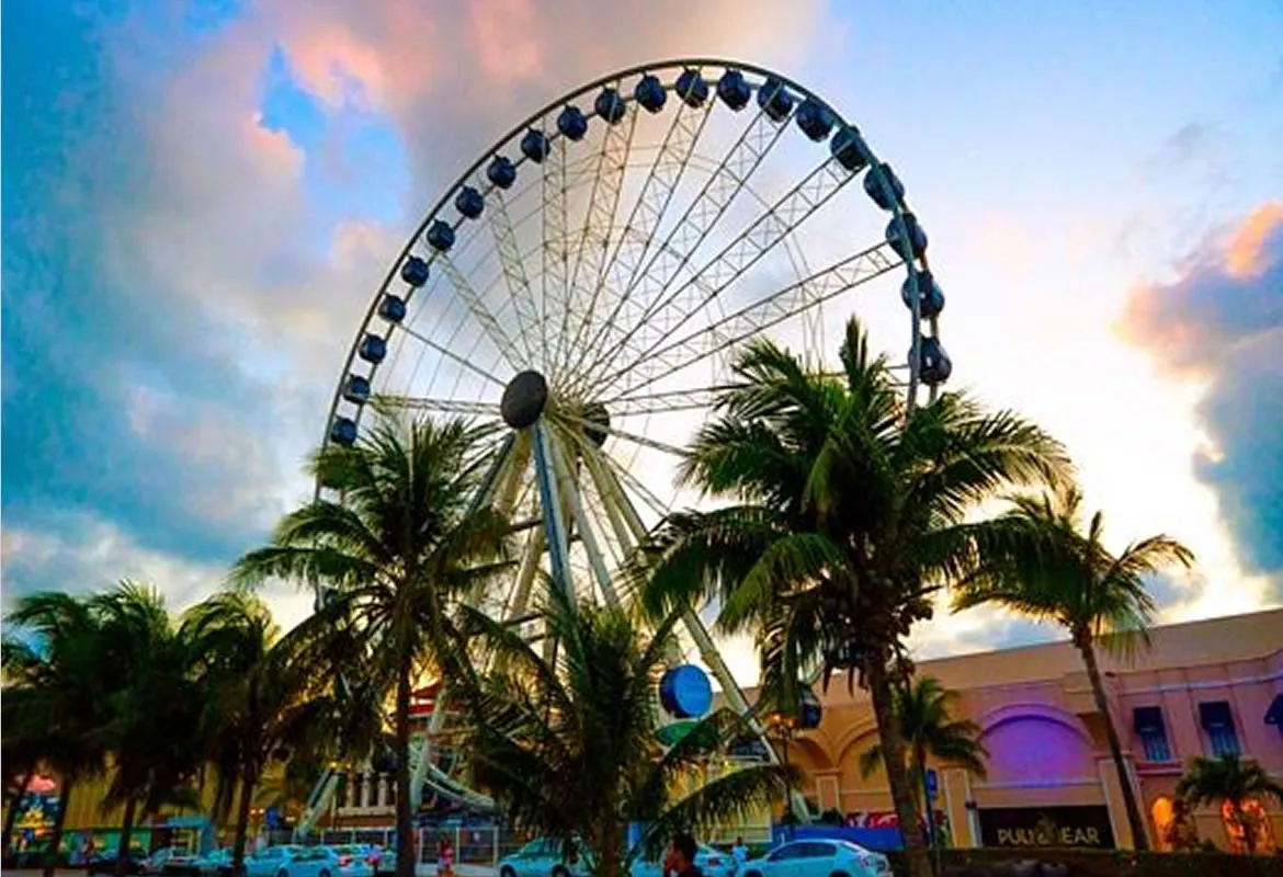 The Great Wheel Cancun in Mexico, North America | Amusement Parks & Rides - Rated 3.6