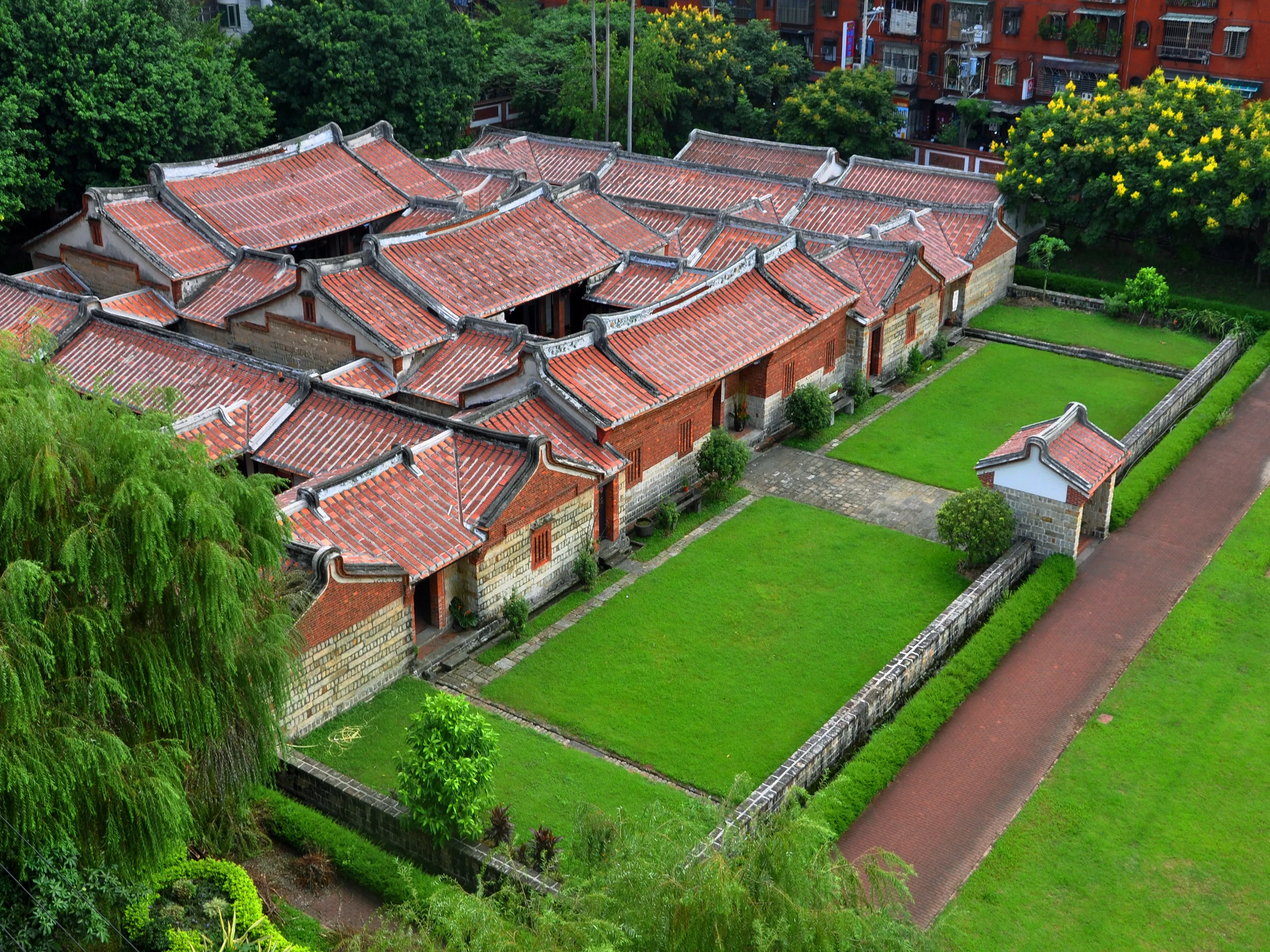 The Luzhou Lee Family Historic Estate in Taiwan, East Asia | Architecture - Rated 3.5