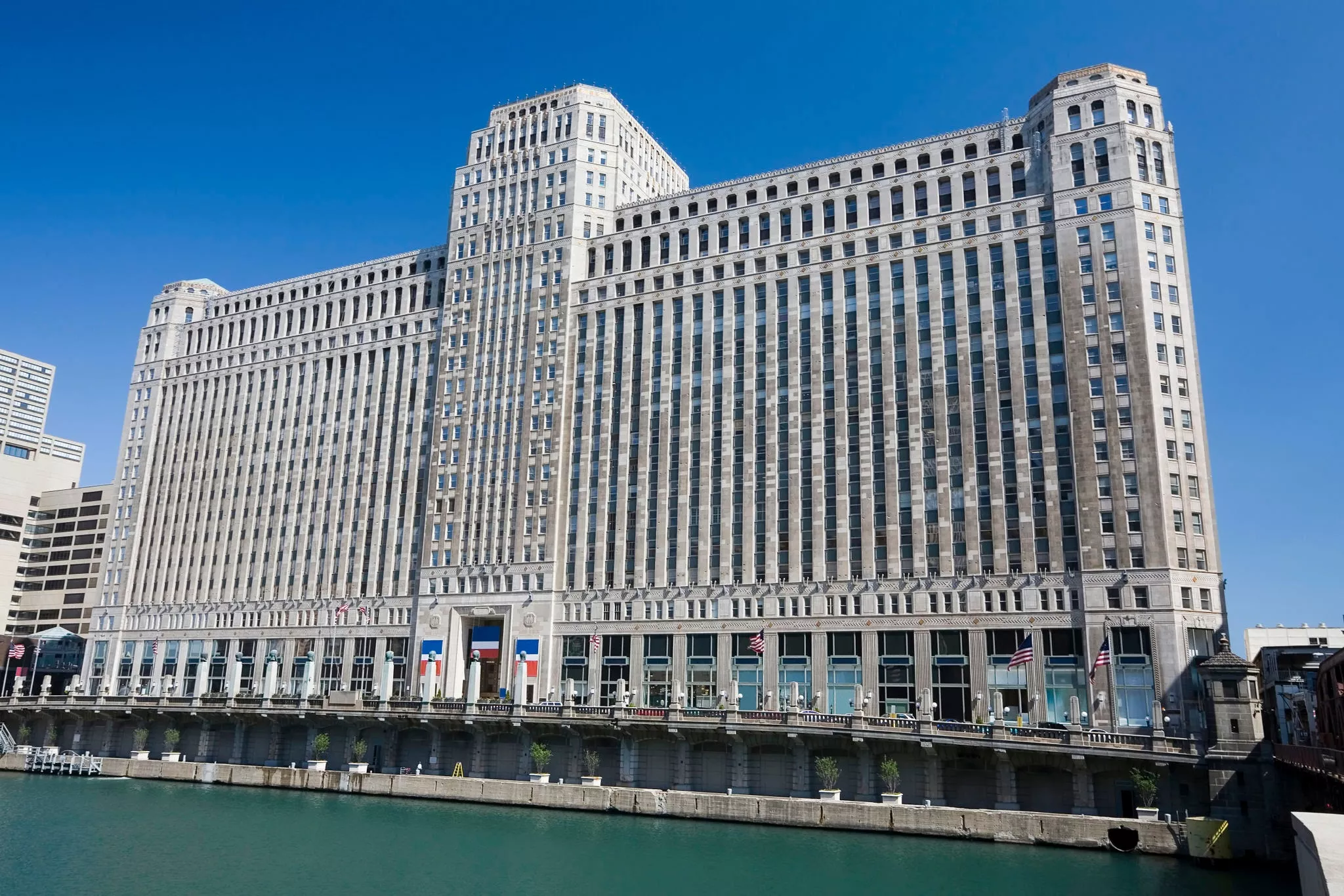 The Merchandise Mart in USA, North America | Architecture - Rated 3.6