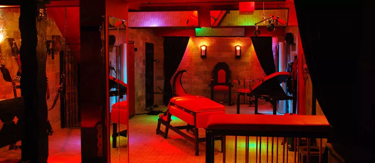 The Secret Dungeon in United Kingdom, Europe | BDSM Hotels and Сlubs - Rated 3.9