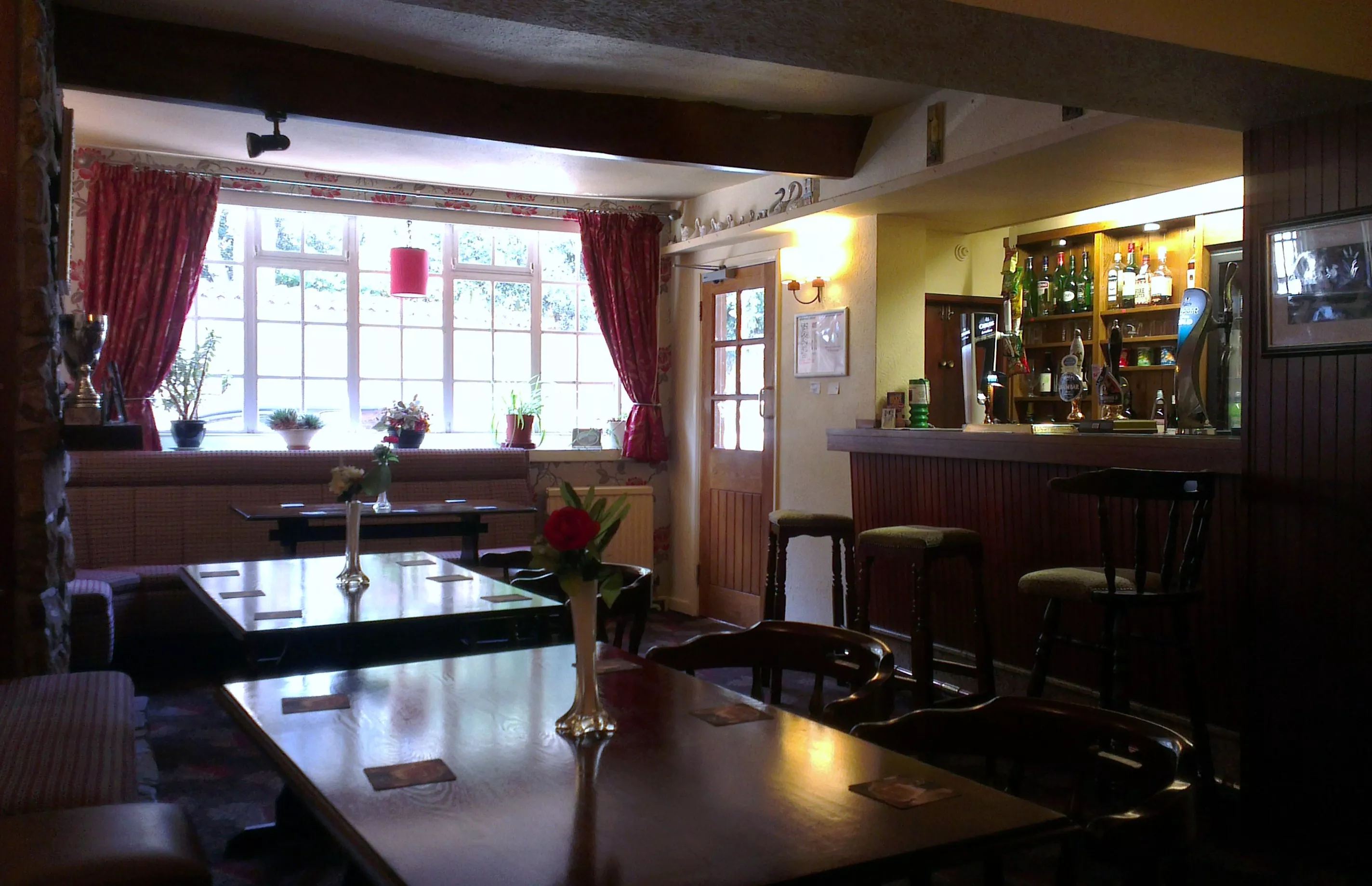 The White Swan in United Kingdom, Europe | Pubs & Breweries - Rated 0.9