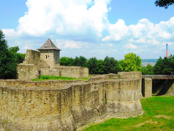 Throne Fortress in Romania, Europe | Architecture,Castles - Rated 4.2