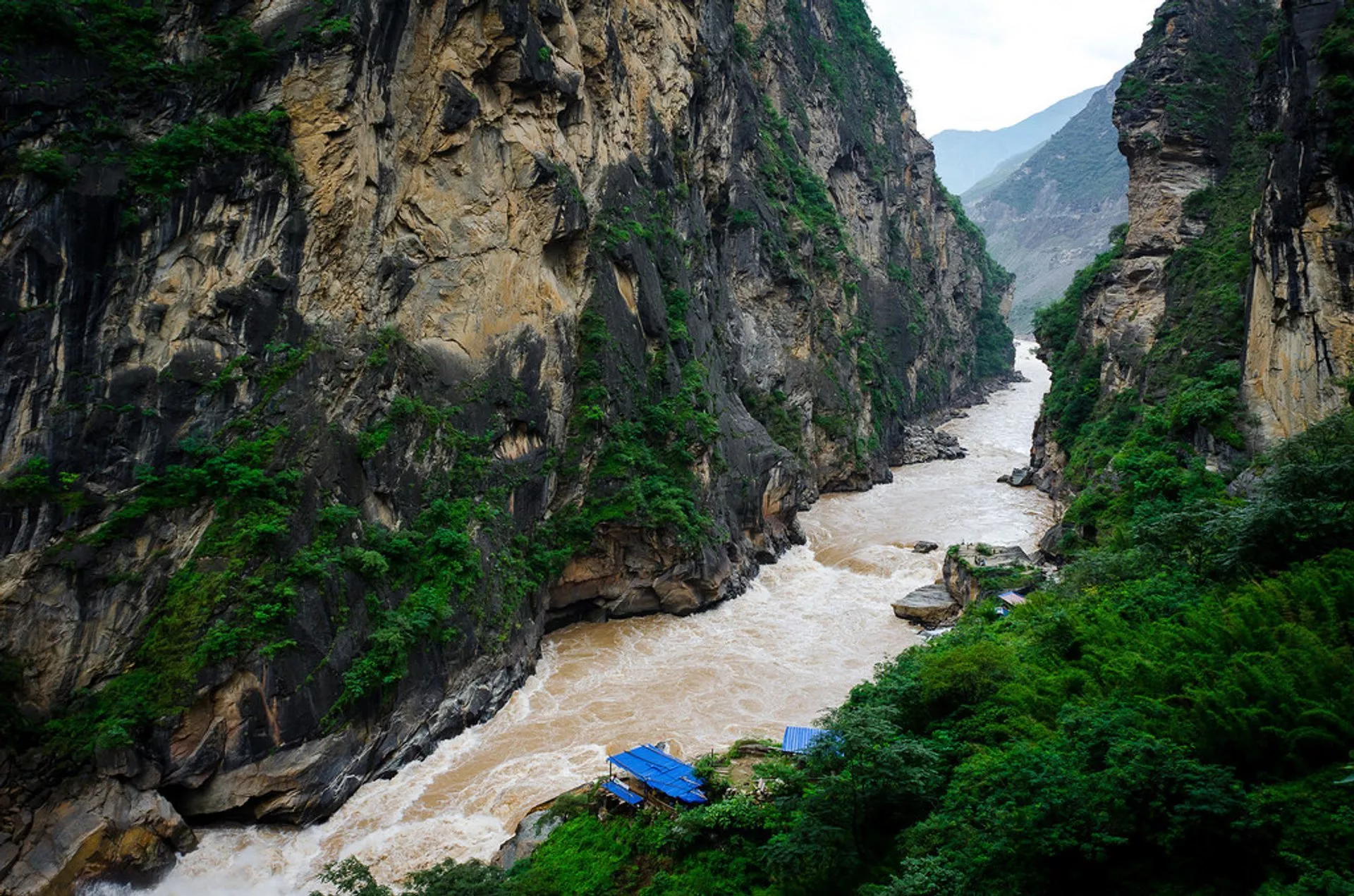 Tiger Leaping Gorge Trekking in China, East Asia | Trekking & Hiking - Rated 0.8