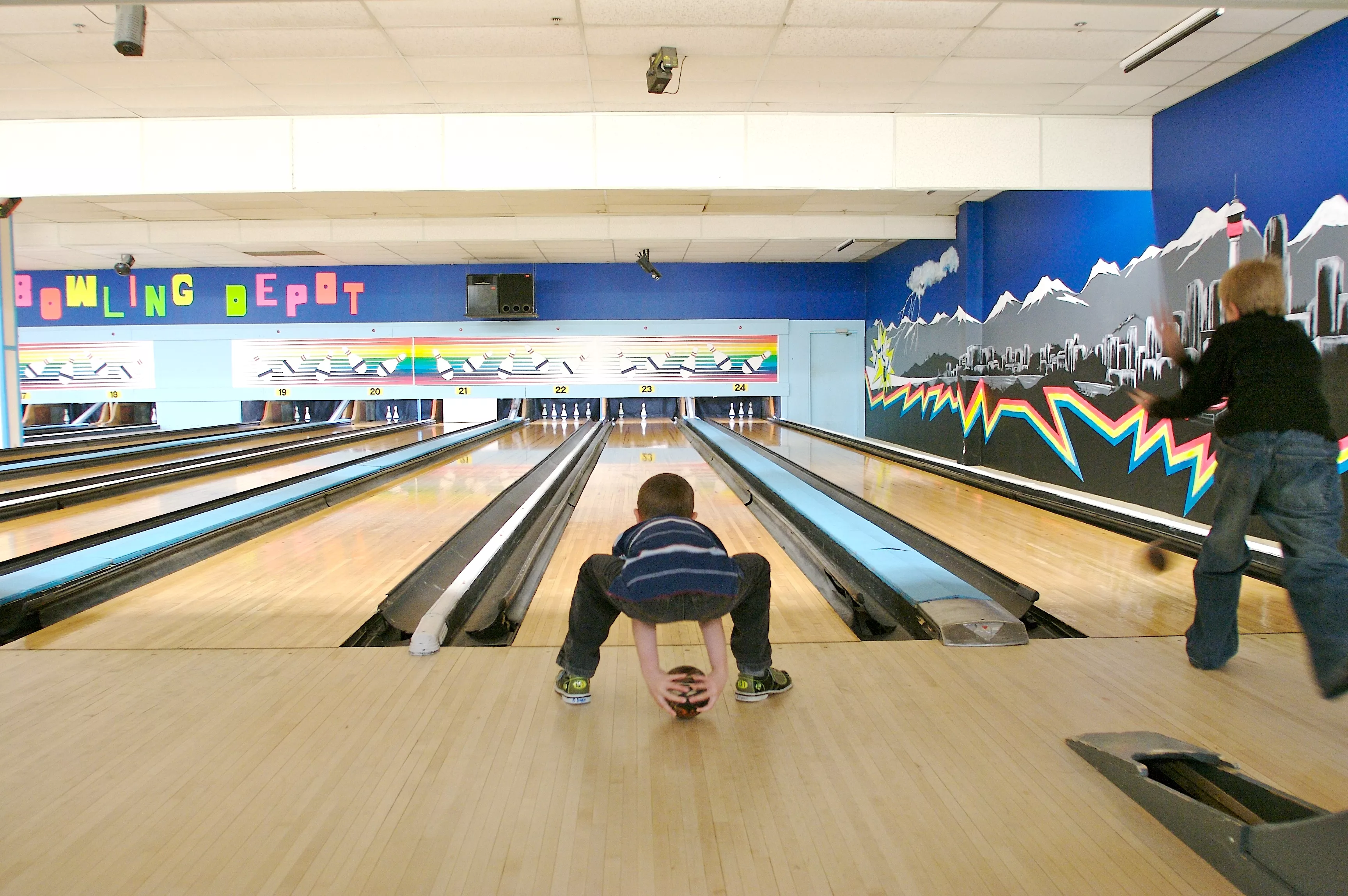 Time Out Bowling Center in Turkey, Central Asia | Bowling,Billiards - Rated 3.5