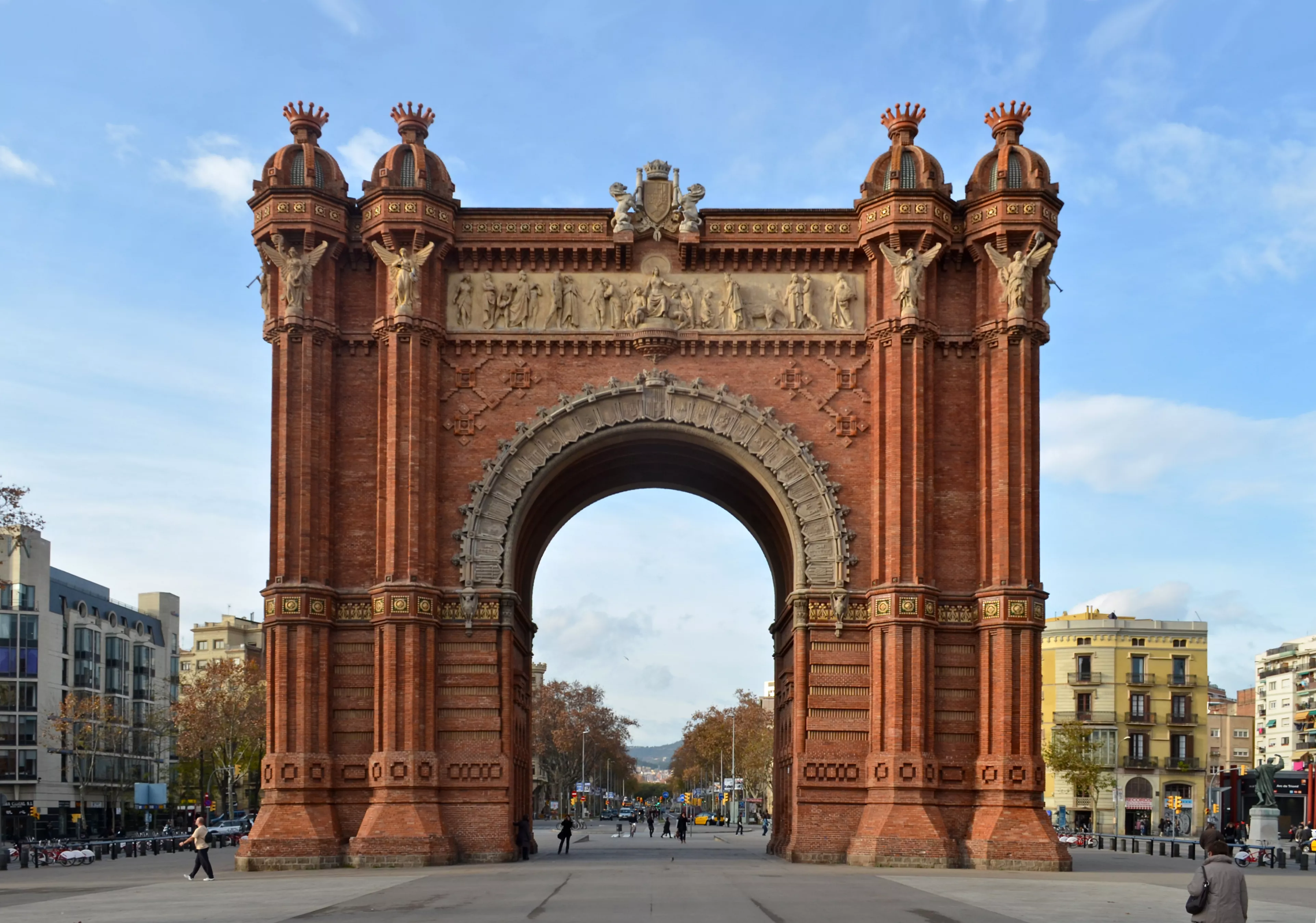 Triumphal Arch in Spain, Europe | Architecture - Rated 4.9