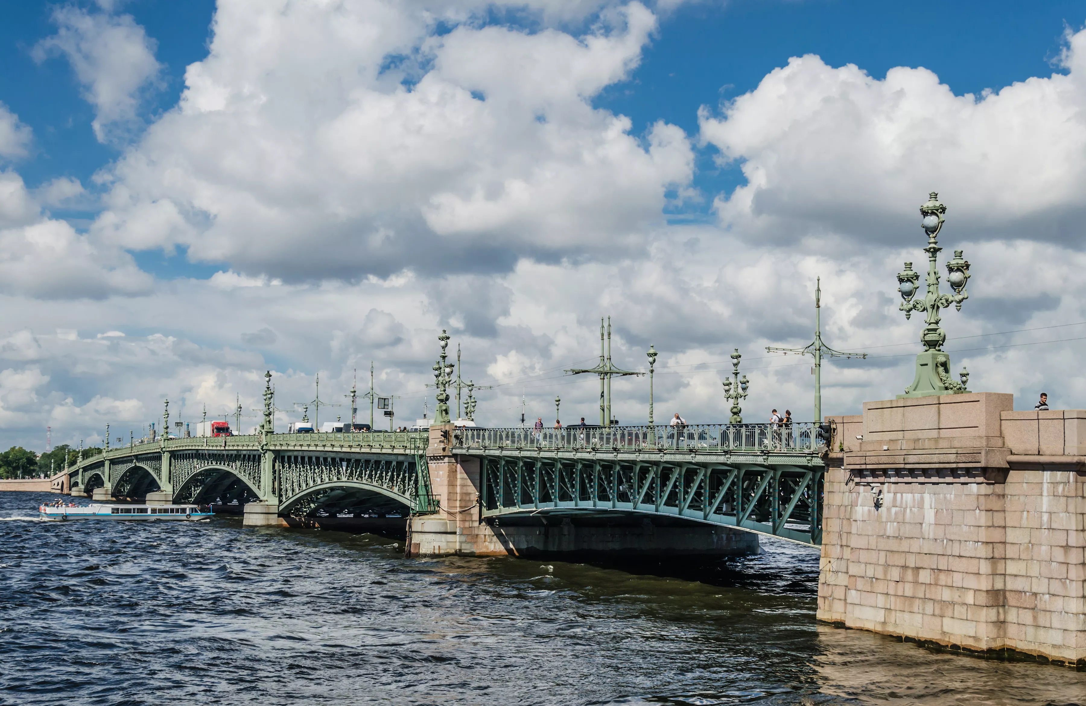 Troitsky Bridge in Russia, Europe | Architecture - Rated 3.9
