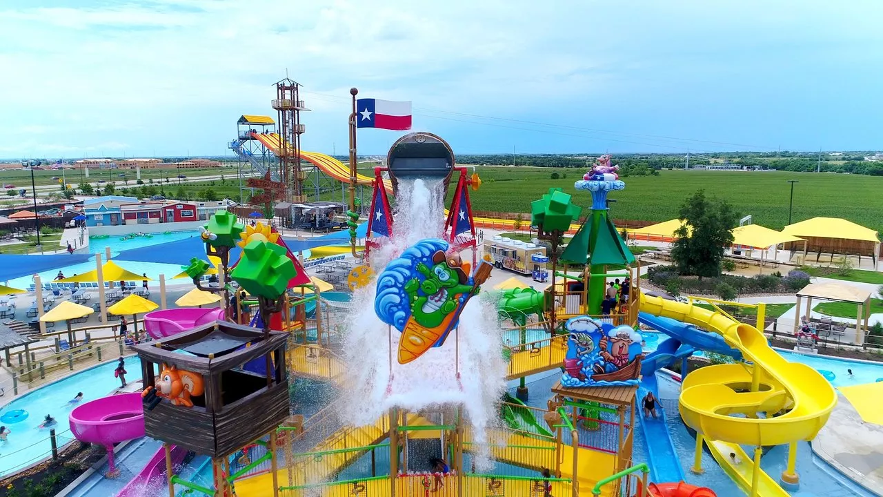 Typhoon Texas Austin in USA, North America | Water Parks - Rated 3.9