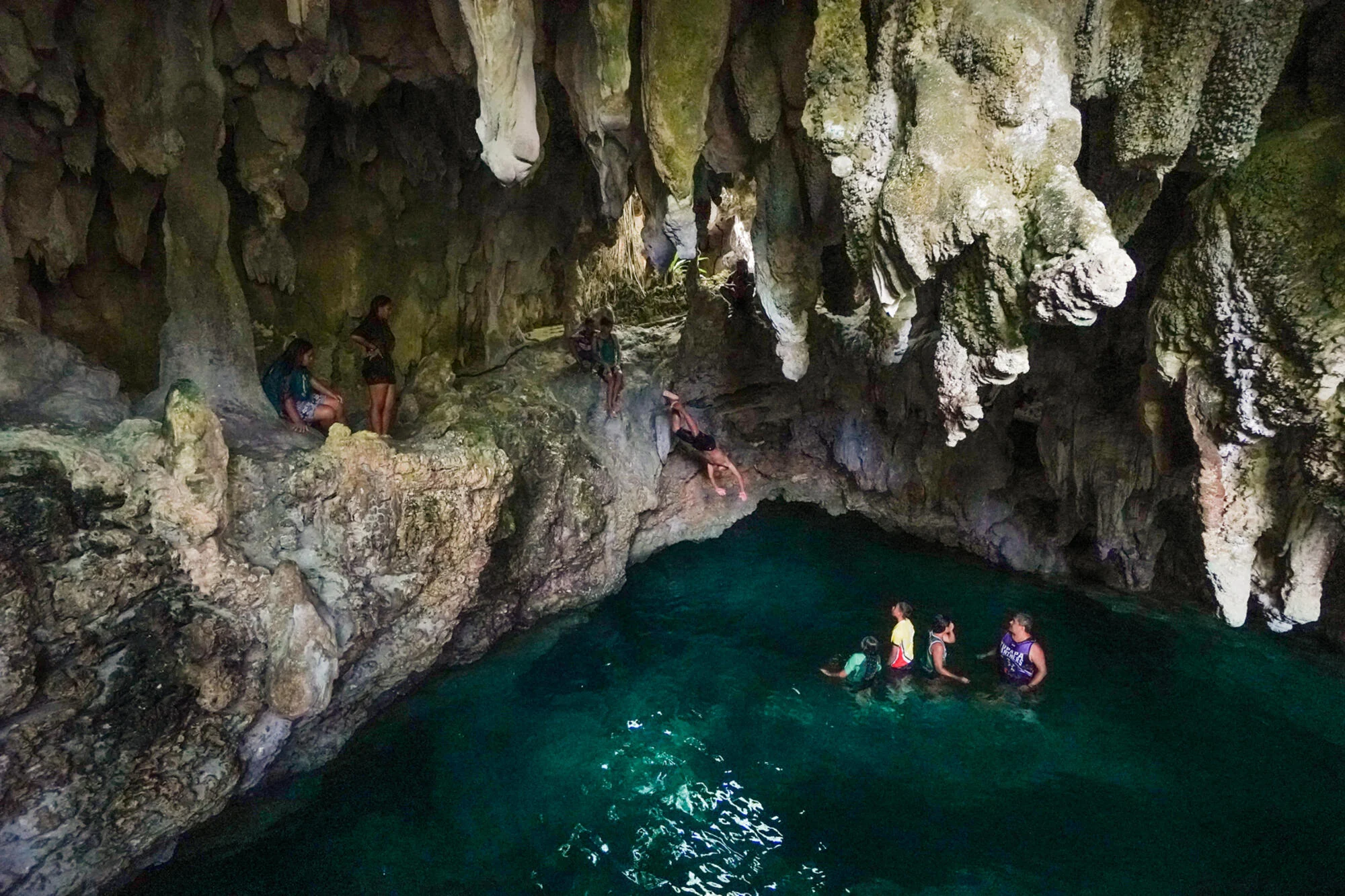 Vai Nauri in Cook Islands, Australia and Oceania | Caves & Underground Places - Rated 0.6