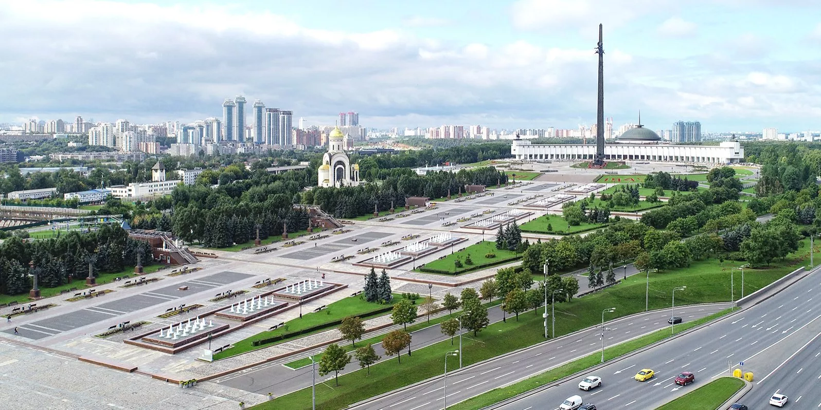 Victory Park on Poklonnaya Hill in Russia, Europe | Parks - Rated 4