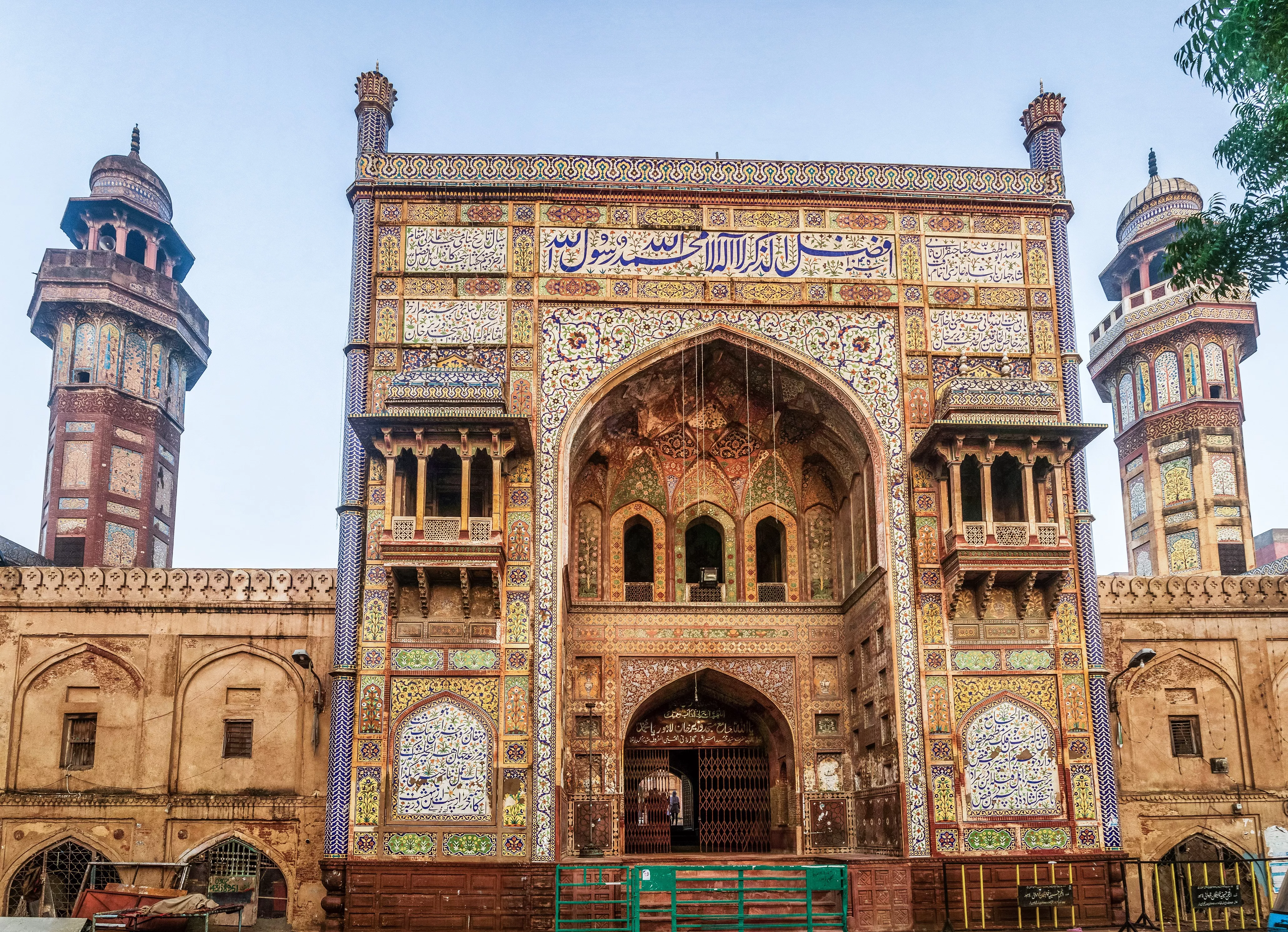 Wazir Khan Mosque in Pakistan, South Asia | Architecture - Rated 4.1