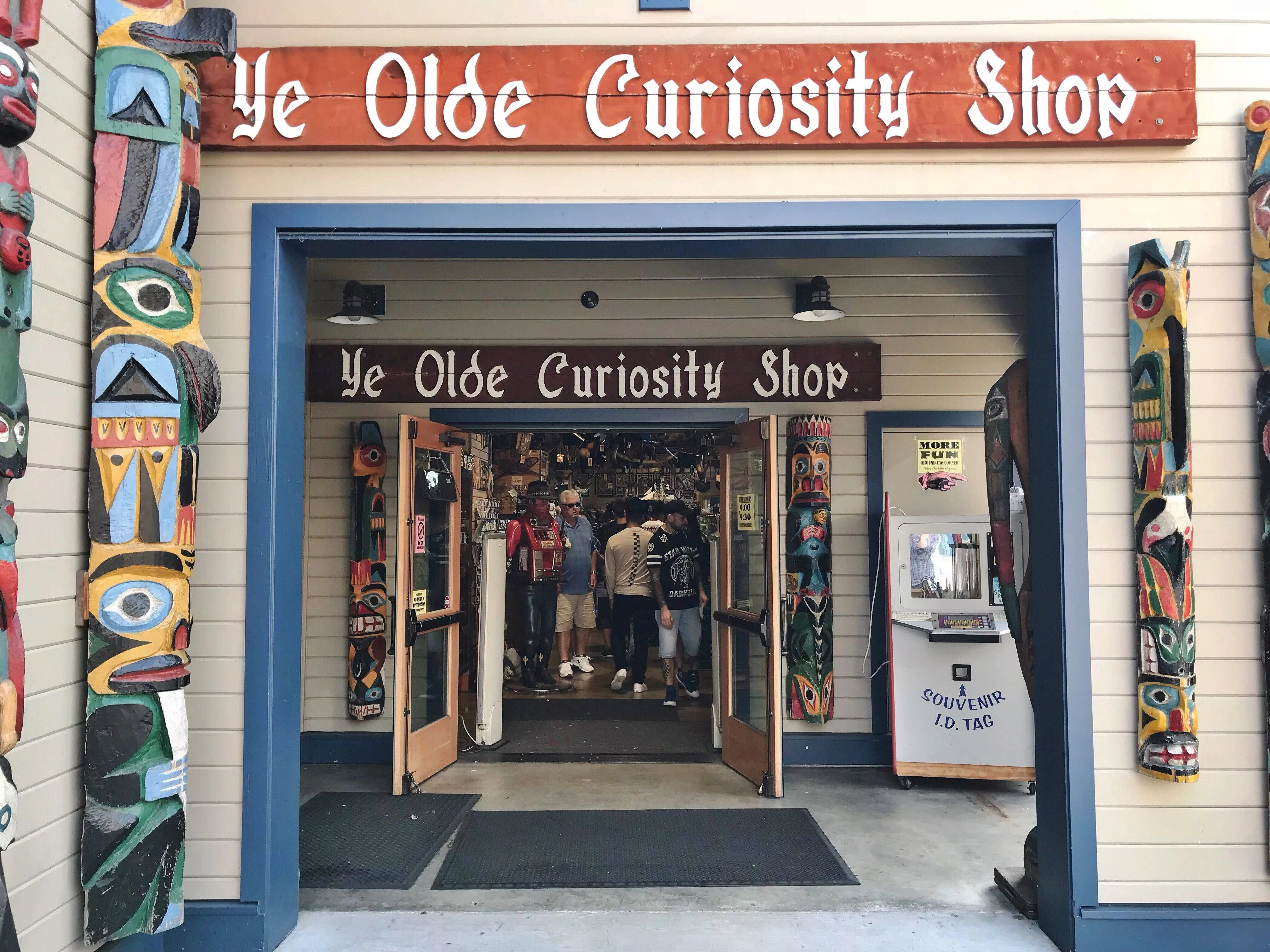 Ye Olde Curiosity Shop in USA, North America | Architecture - Rated 3.6