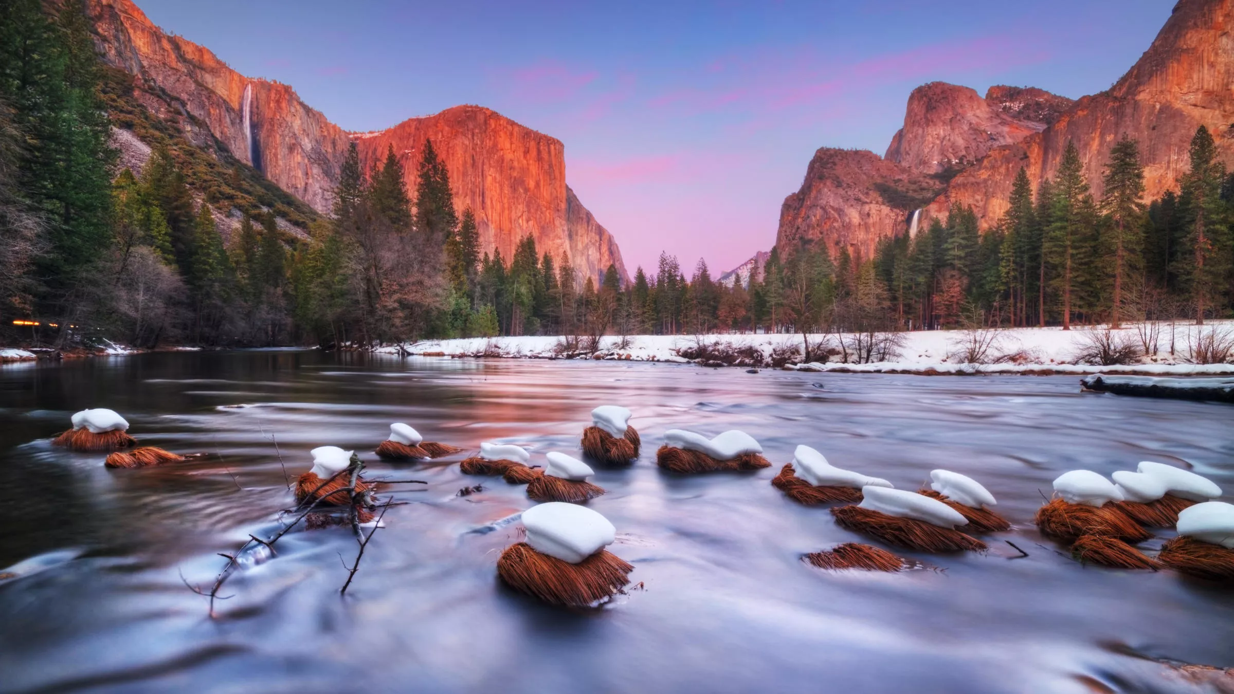 Yosemite Valley in USA, North America | Nature Reserves - Rated 3.9