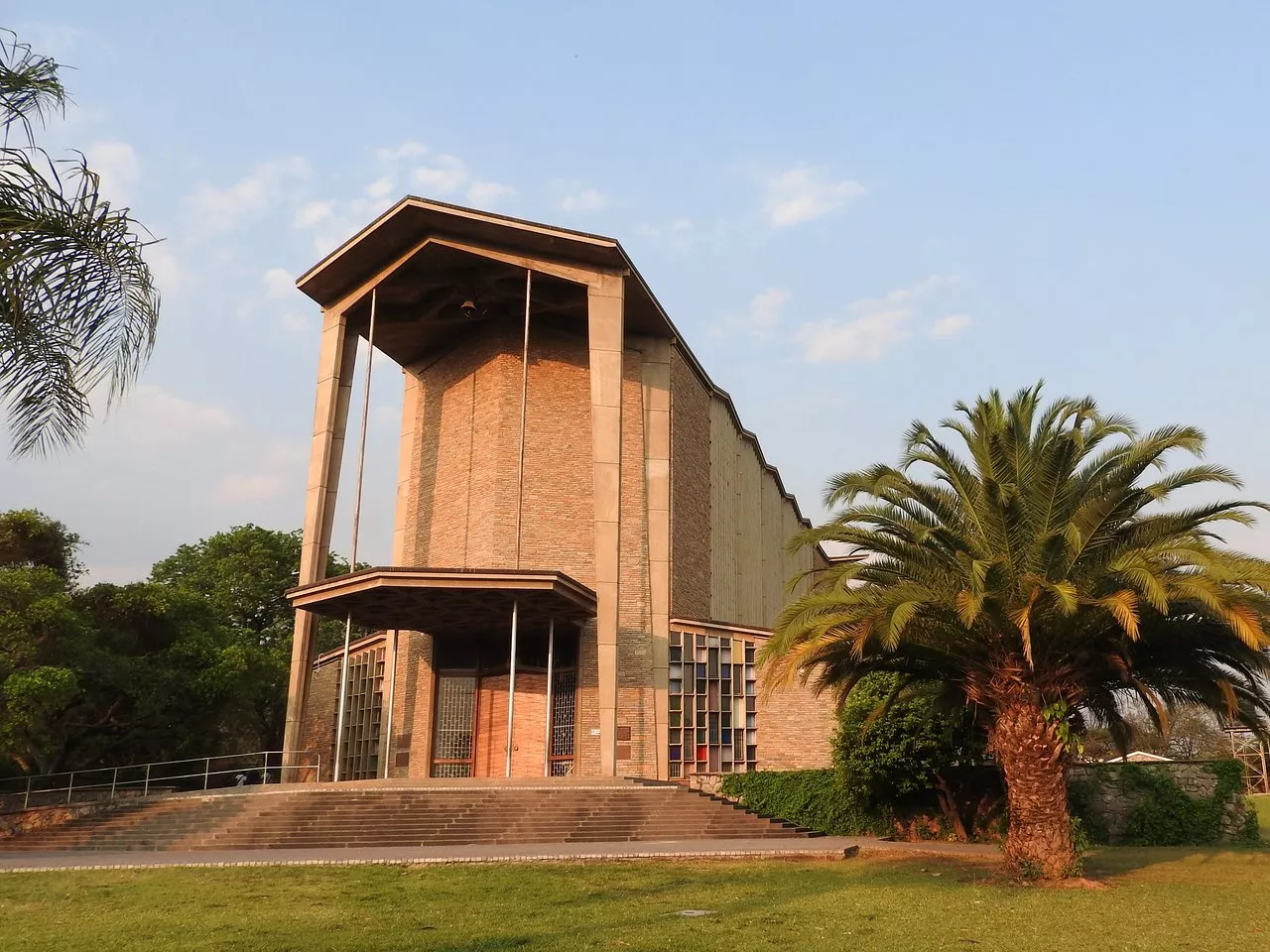 Anglican Cathedral of the Holy Cross in Zambia, Africa | Architecture - Rated 0.8