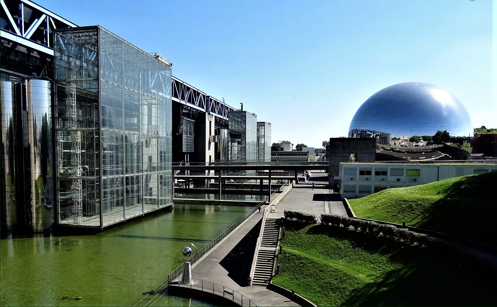 Science and Industry museum in France, Europe | Museums - Rated 3.4