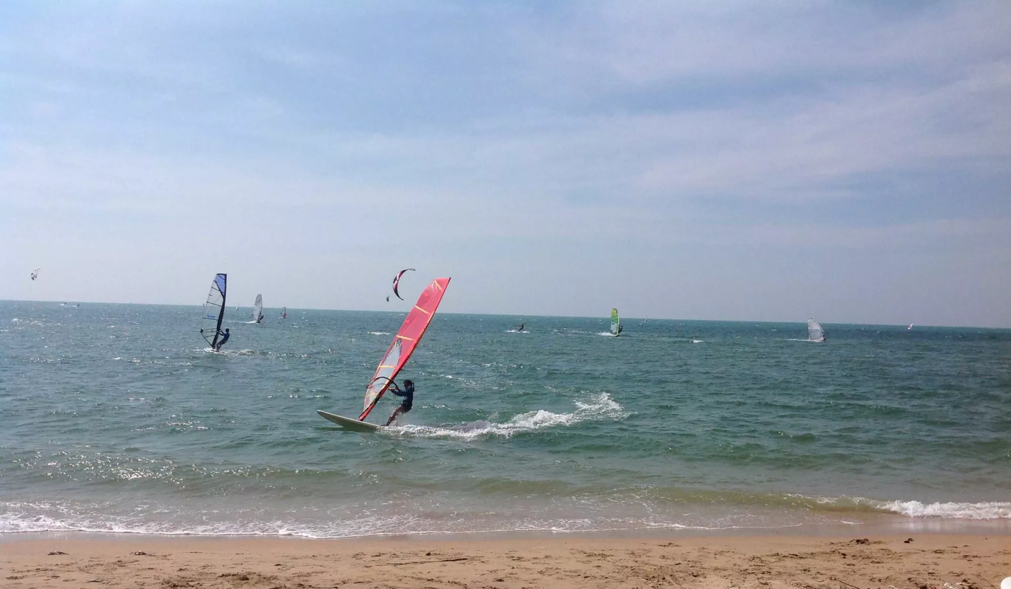 Amara Wayersports in Thailand, Central Asia | Windsurfing - Rated 1.3
