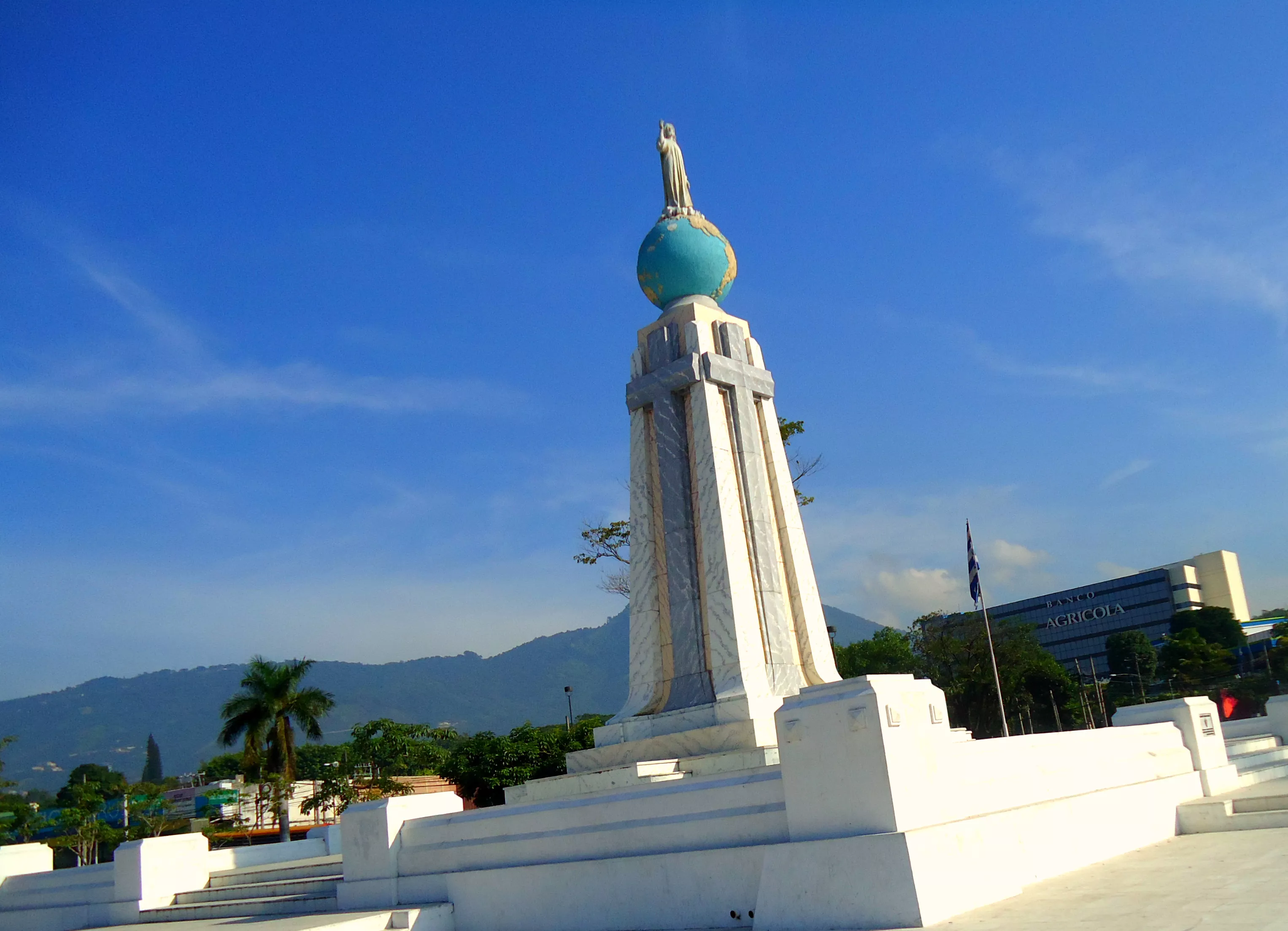 Monument to the Divine Savior of the World | San Salvador, El Salvador ...