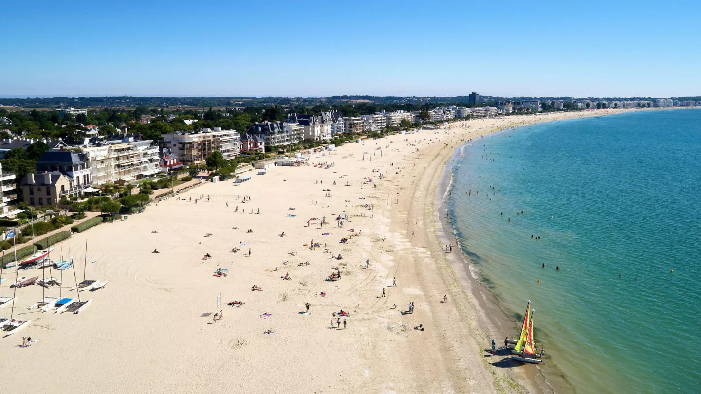 Beach of Baule in France, Europe | Beaches - Rated 3.7