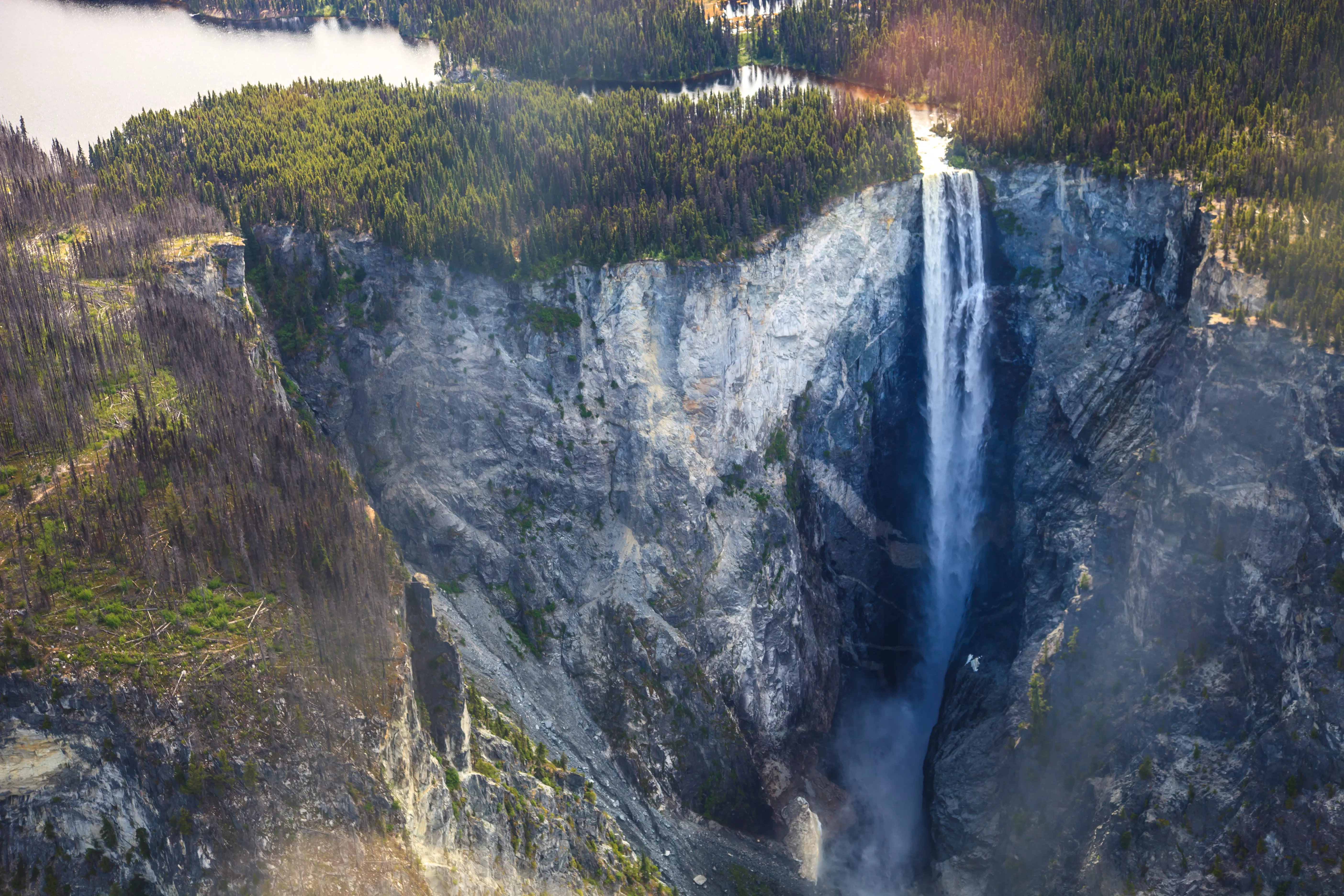 Hunlen Falls in Canada, North America | Waterfalls - Rated 0.8