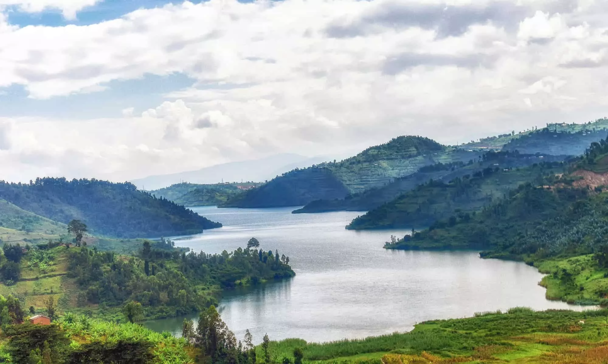 Lake Monoun in Cameroon, Africa | Lakes - Rated 0.7