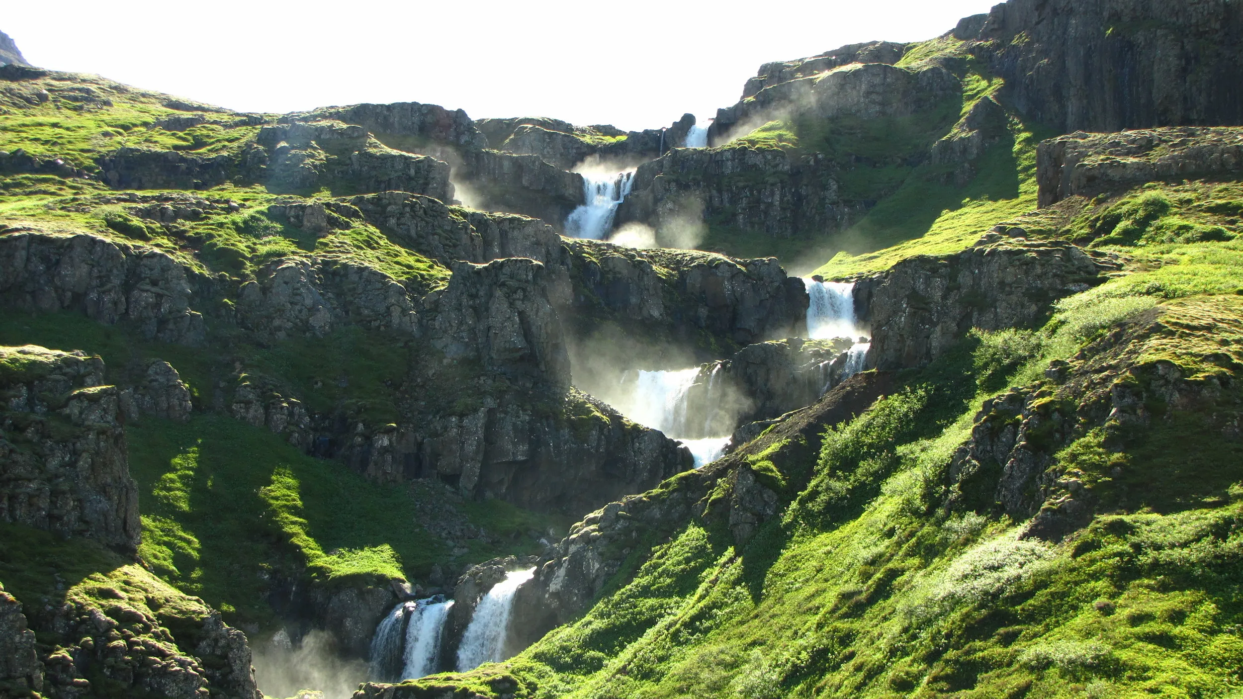 Klifbrekkufoss Waterfall in Iceland, Europe | Waterfalls - Rated 0.9