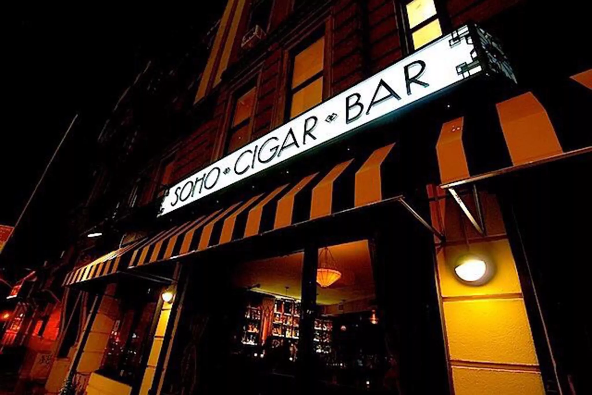 Soho Cigar Bar in USA, North America | Cigar Bars - Rated 5