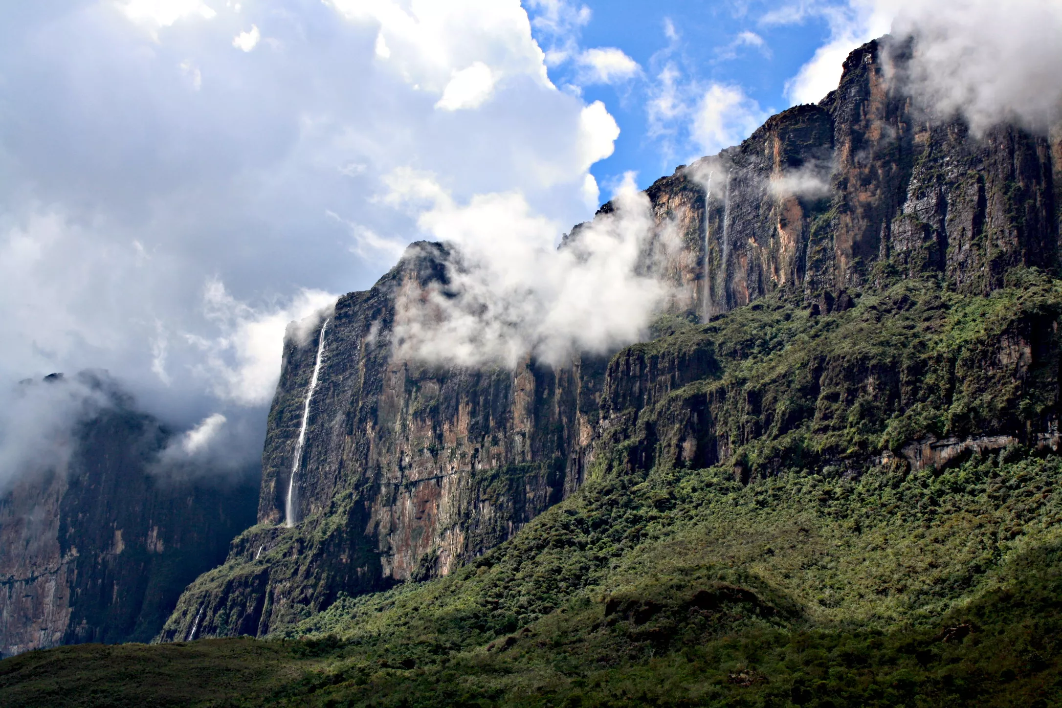 Mount Roraima in Venezuela, South America | Mountains,Trekking & Hiking - Rated 4