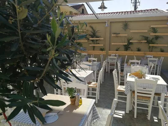 Taverna Sideris Petros in Greece, Europe | Restaurants - Rated 3.8