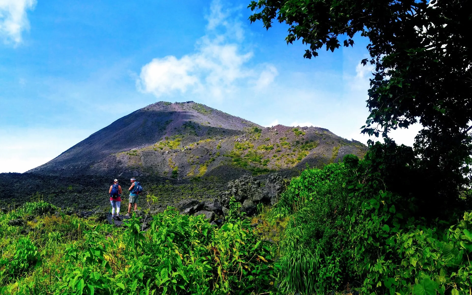 Volcano Izalco in El Salvador, North America | Volcanos,Trekking & Hiking - Rated 1