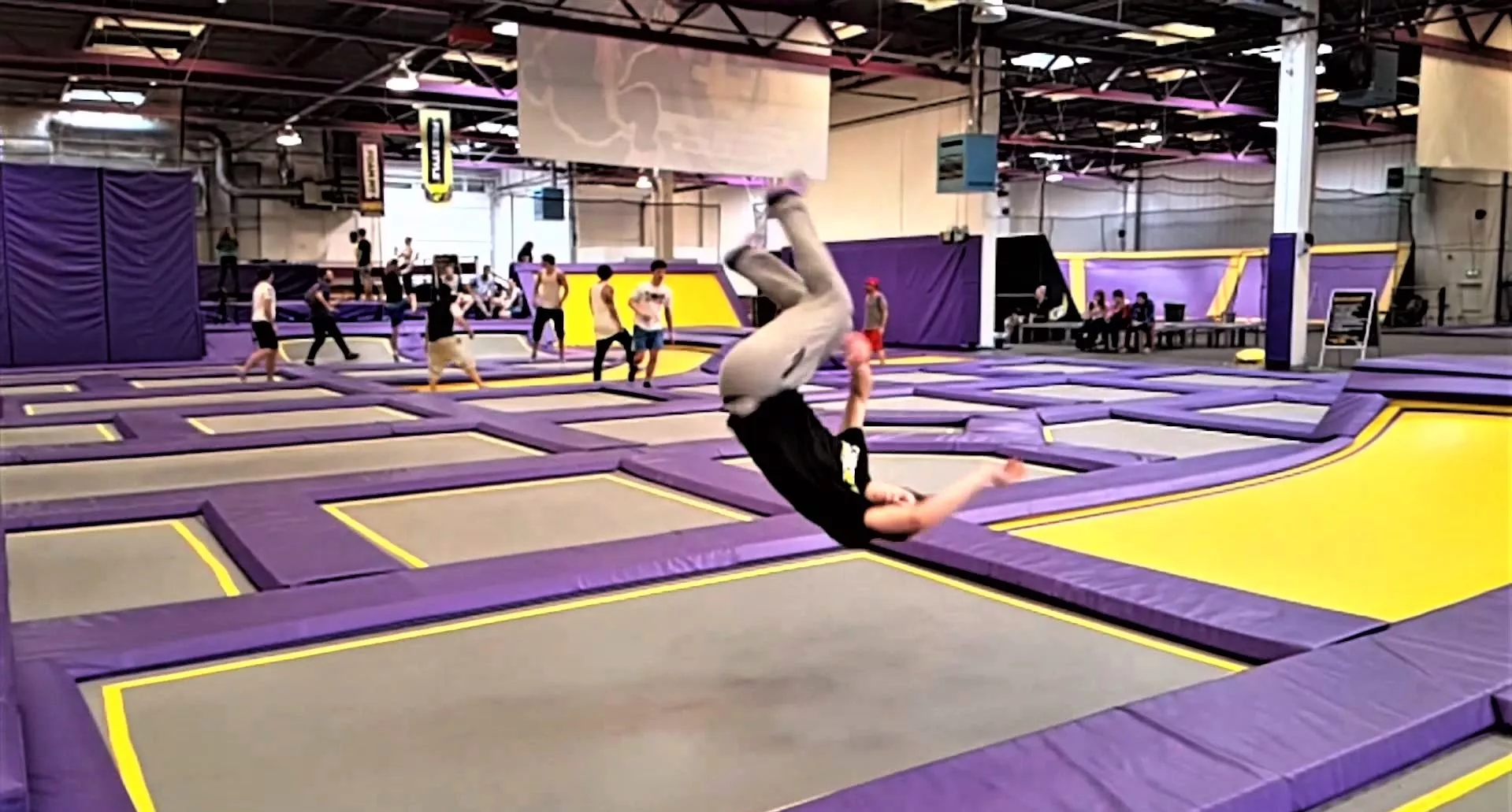 Jumpup Trampoline Park in Bahrain, Middle East | Trampolining - Rated 3.7