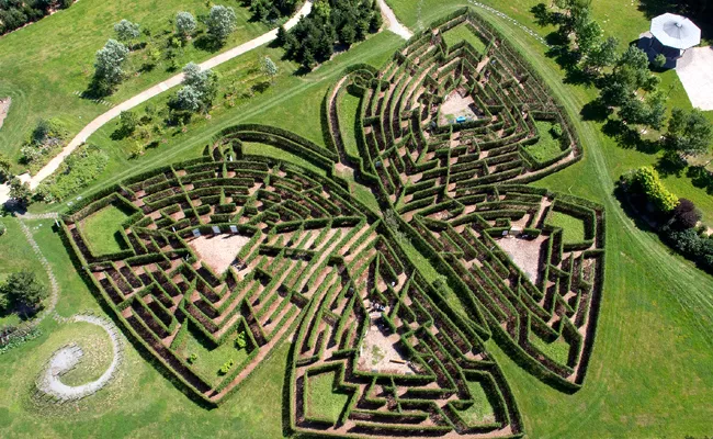 Labyrinthe du Jardin des Plantes in France, Europe | Labyrinths - Rated 3.7