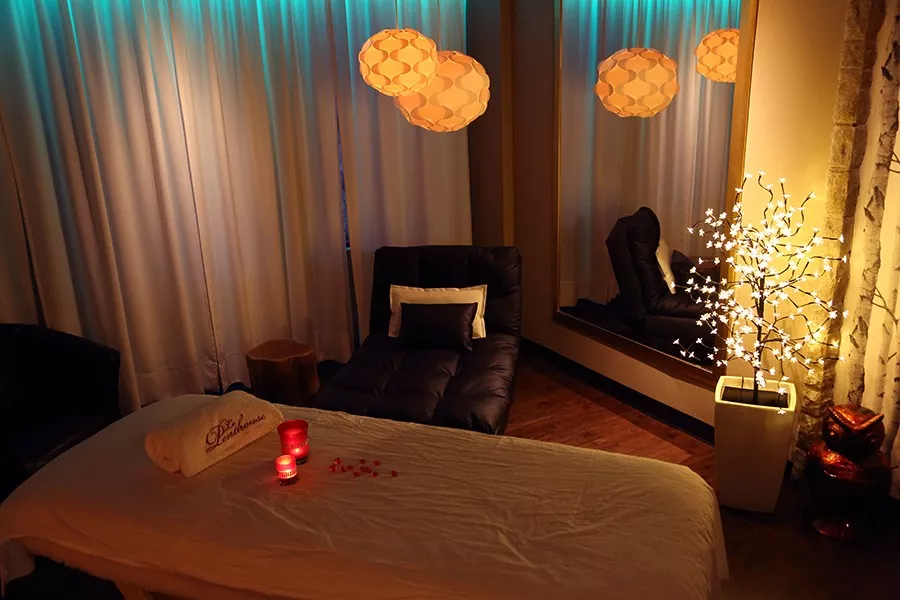 Lepenthouse in Canada, North America | Massage Parlors - Rated 5.8