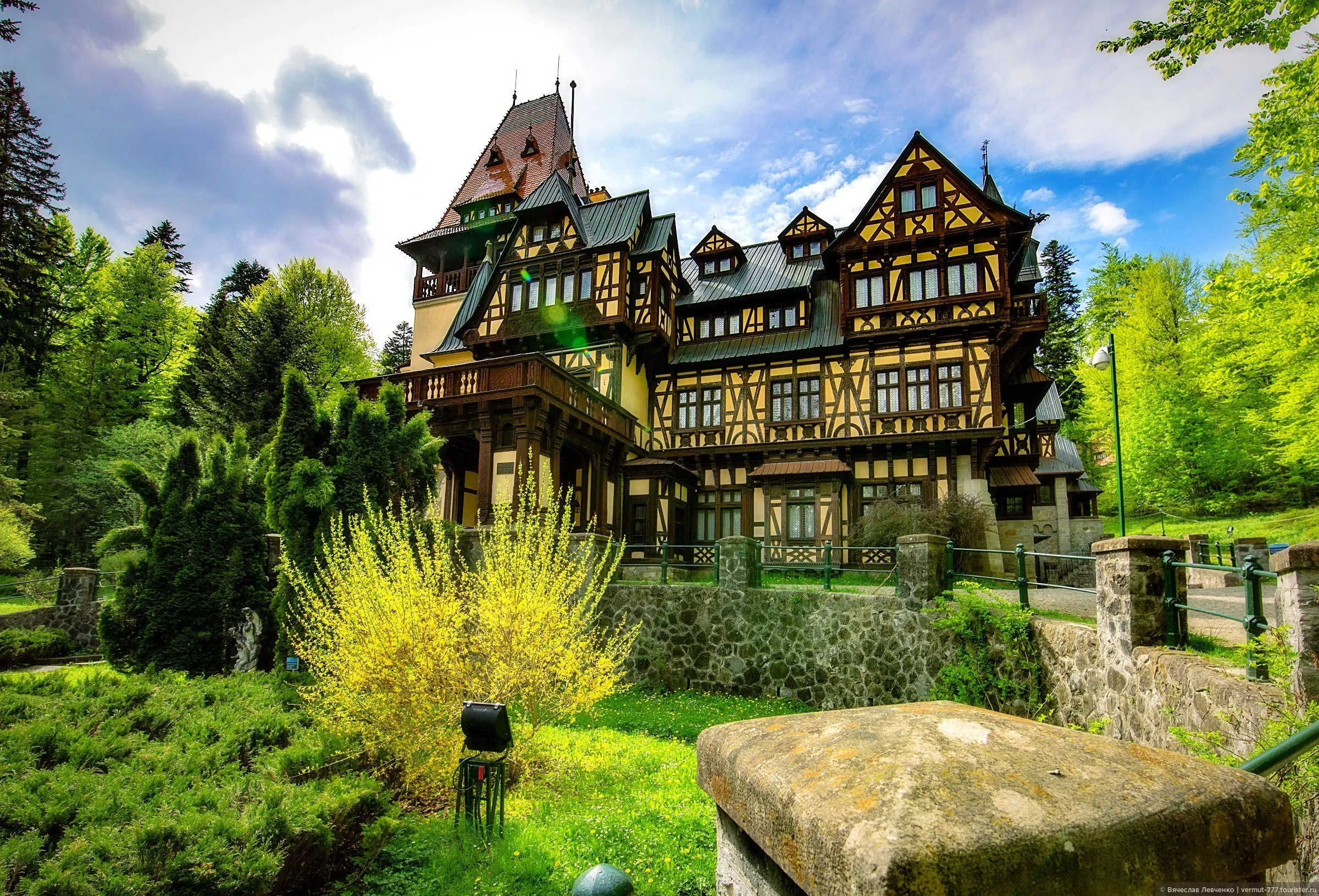 Pelishor Castle in Romania, Europe | Castles - Rated 5.4
