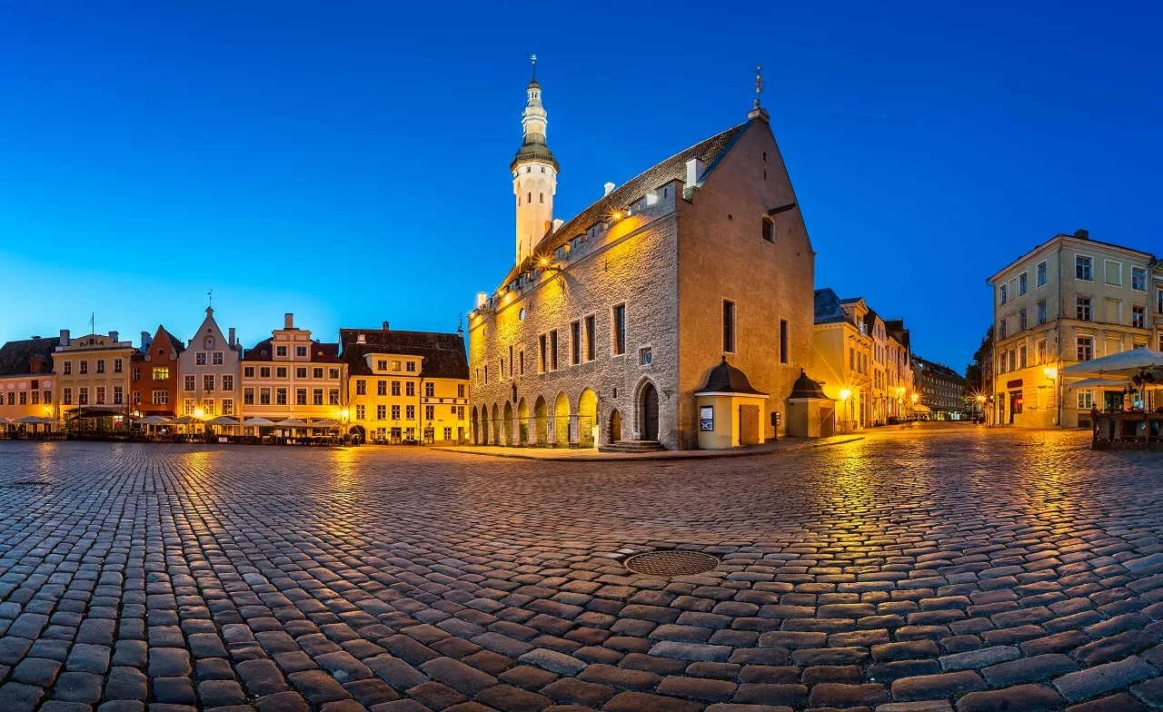 Tallinn Town Hall in Estonia, Europe | Architecture - Rated 3.9