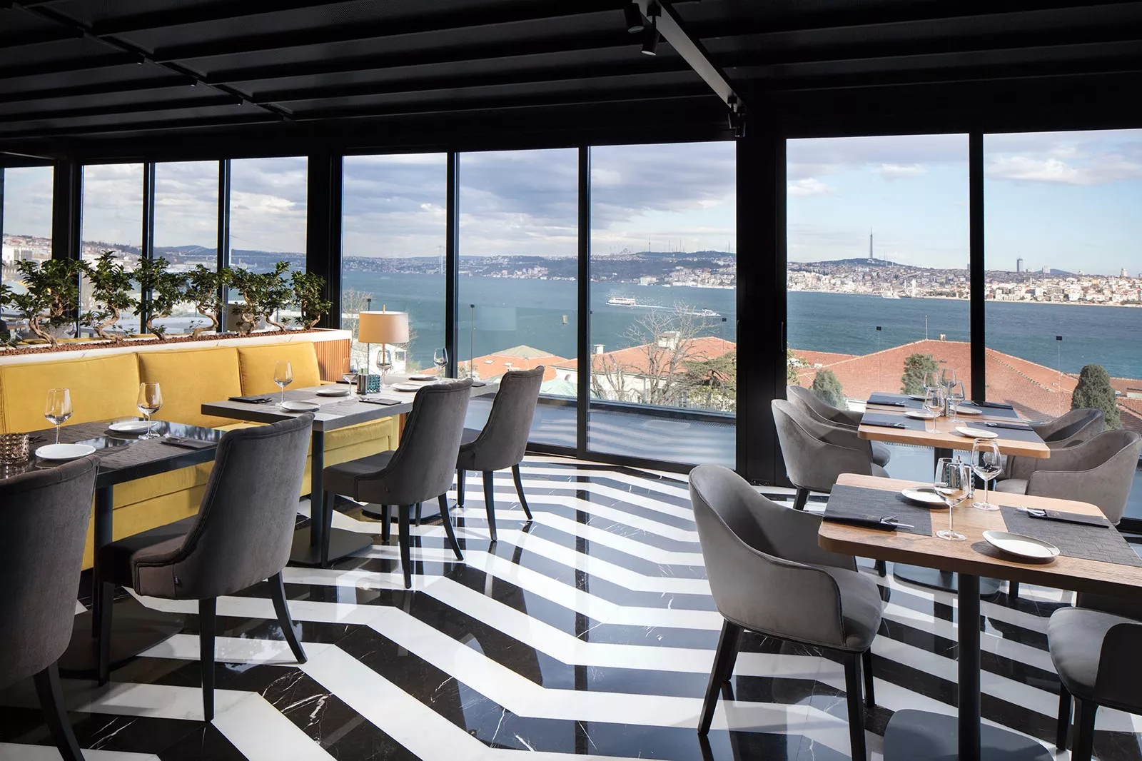 Azure The Bosphorus in Turkey, Central Asia | Hookah Lounges,Restaurants - Rated 3.8
