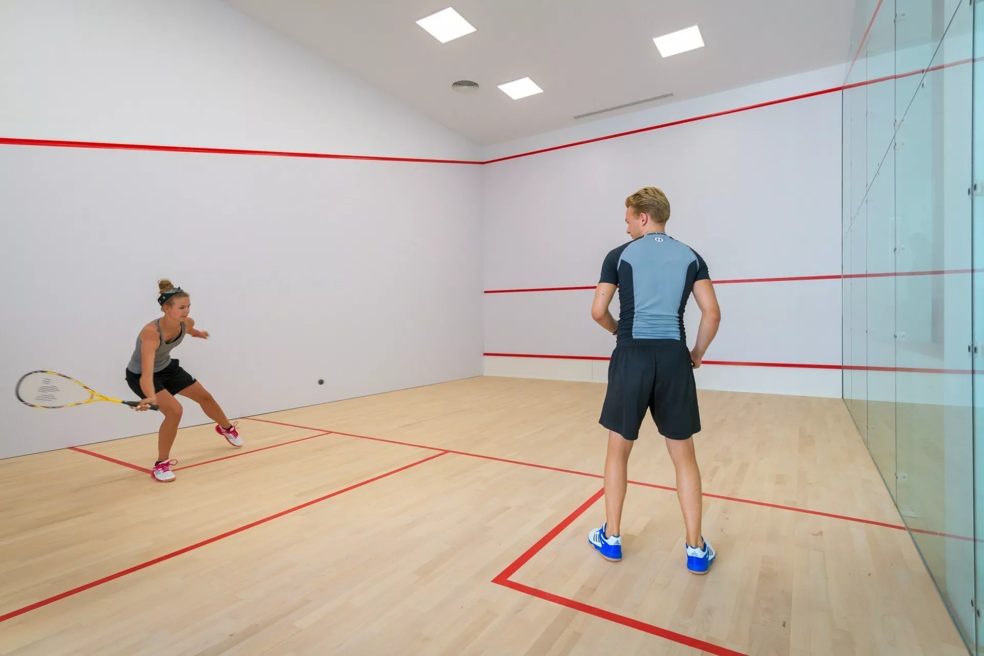 Le Break Sportif in France, Europe | Squash - Rated 5.9