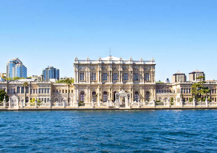 Dolmabahce Palace in Turkey, Central Asia | Architecture - Rated 4.6