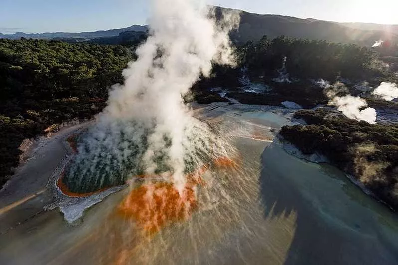 Wai-o-tapu geyser in New Zealand, Australia and Oceania | Geysers - Rated 6.7
