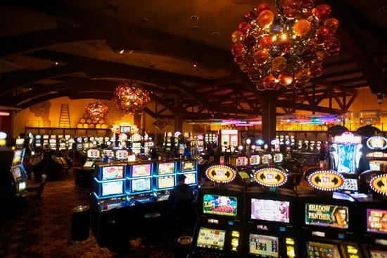 Twin Pine Casino in USA, North America  - Rated 3.4