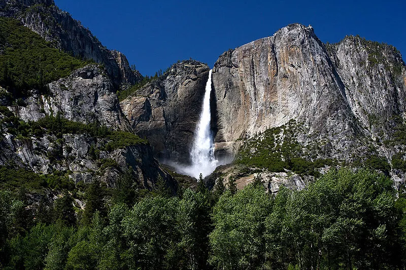 Yosemite Falls in USA, North America | Waterfalls - Rated 4