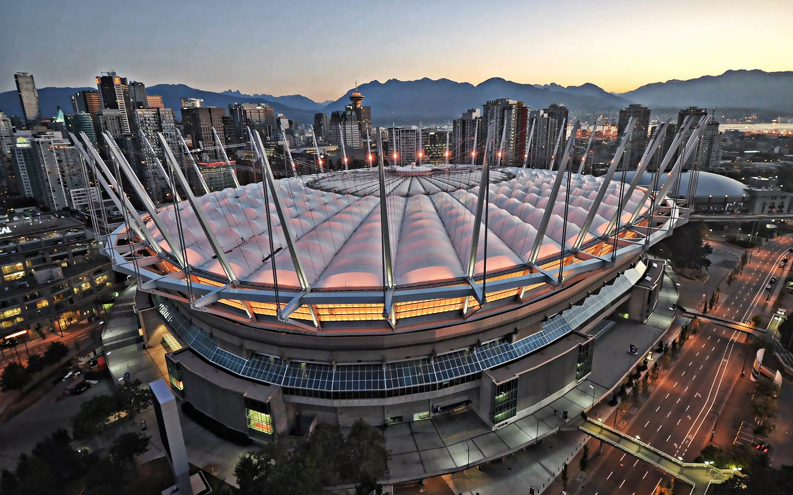 Современный стадион. Би-си Плэйс стадион. Стадион би си Плэйс в Ванкувере. Ванкувер Олимпийский стадион. Ванкувер стадион би-си Плэйс в 2010.