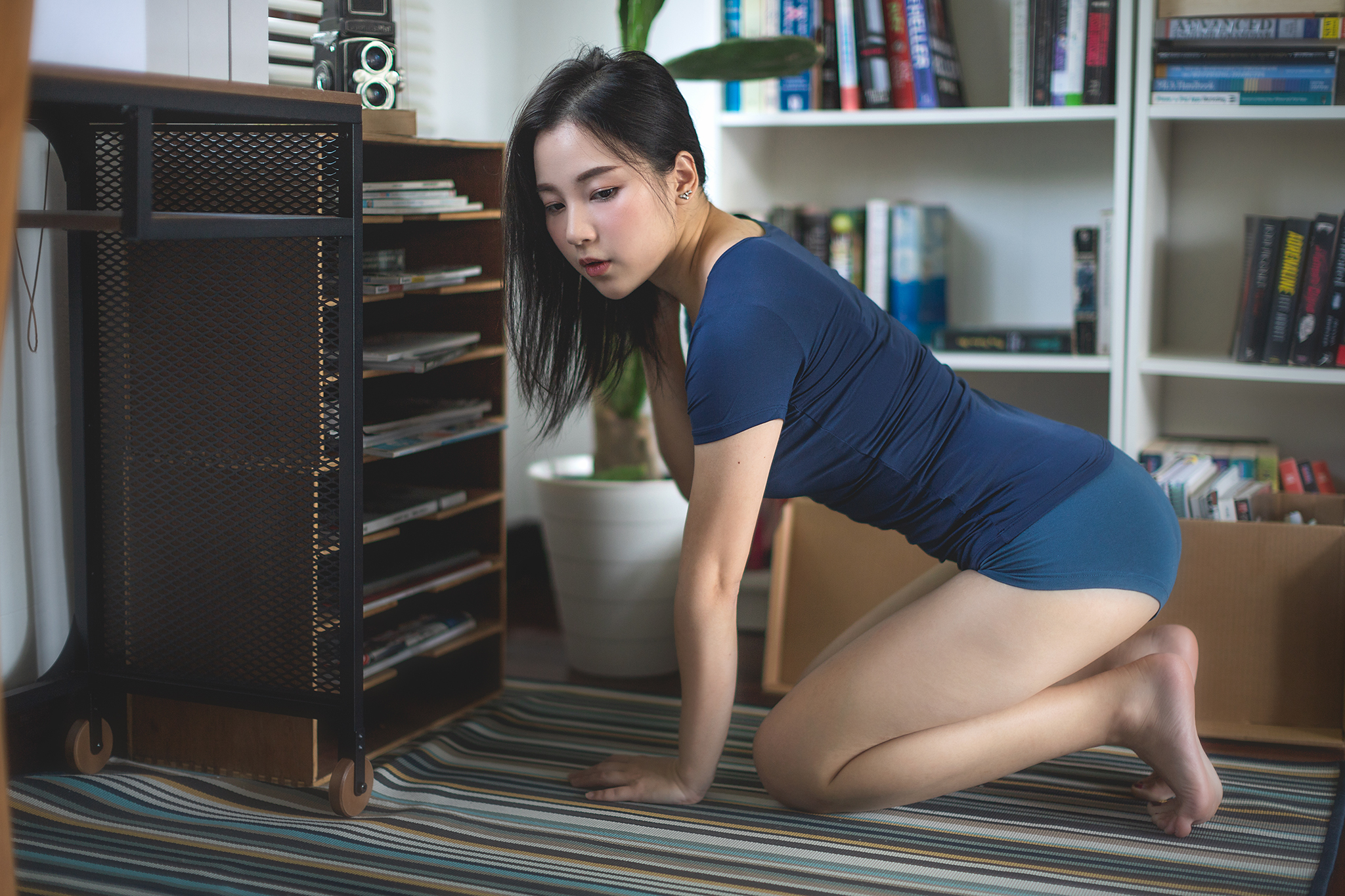 Bottomless Japanese Girl Naked