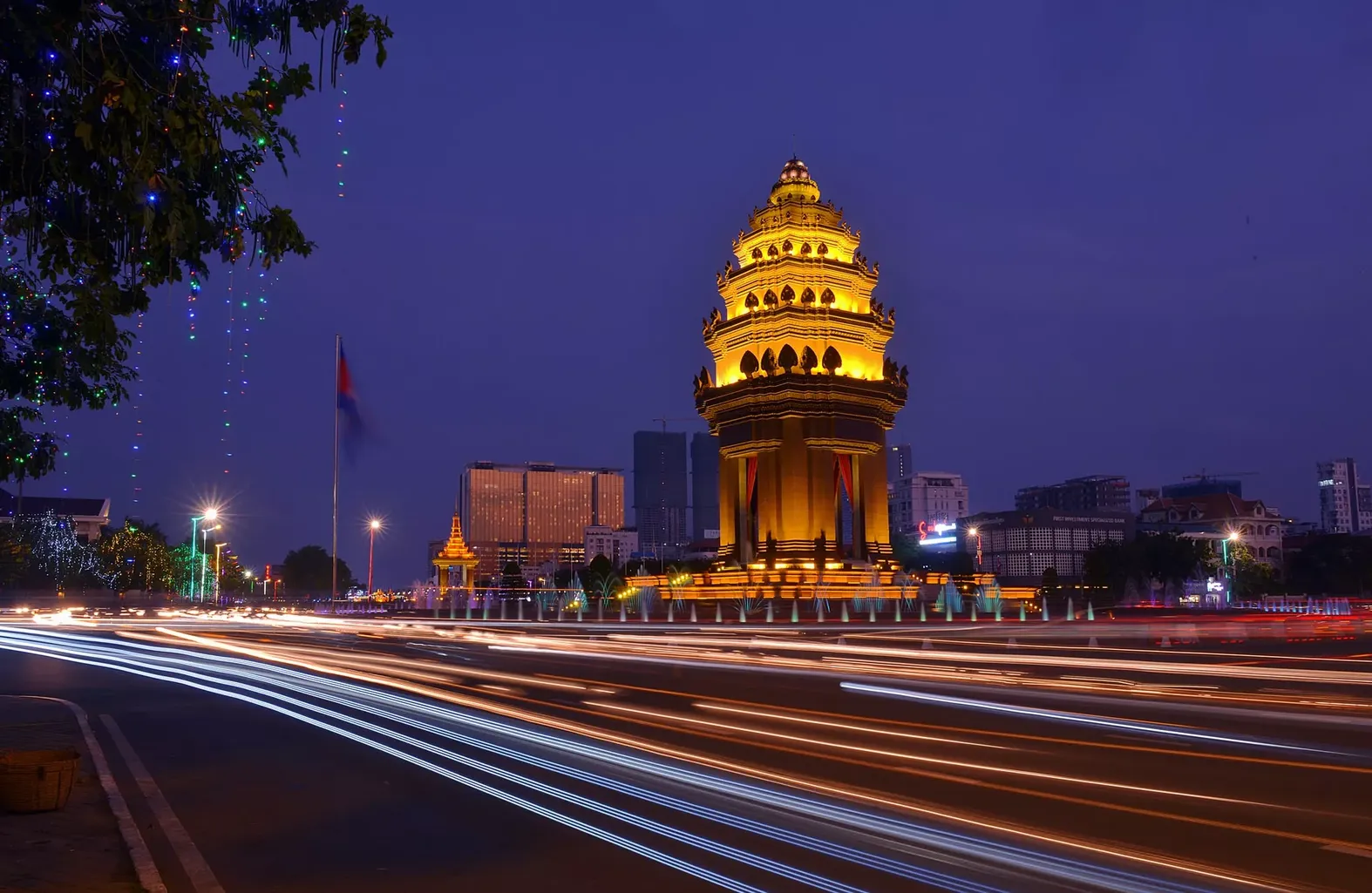 Phnom Penh | Mekong Lowlands and Central Plains Region, Cambodia - Rated 7