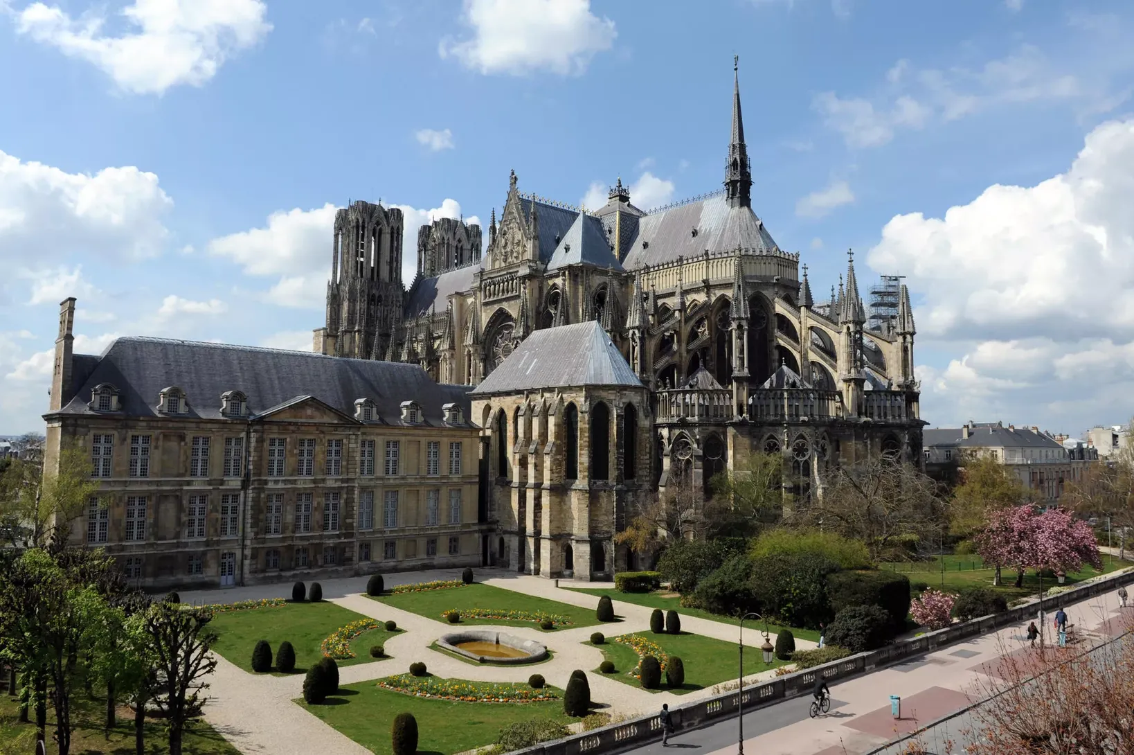 Reims | Grand Est Region, France - Rated 6