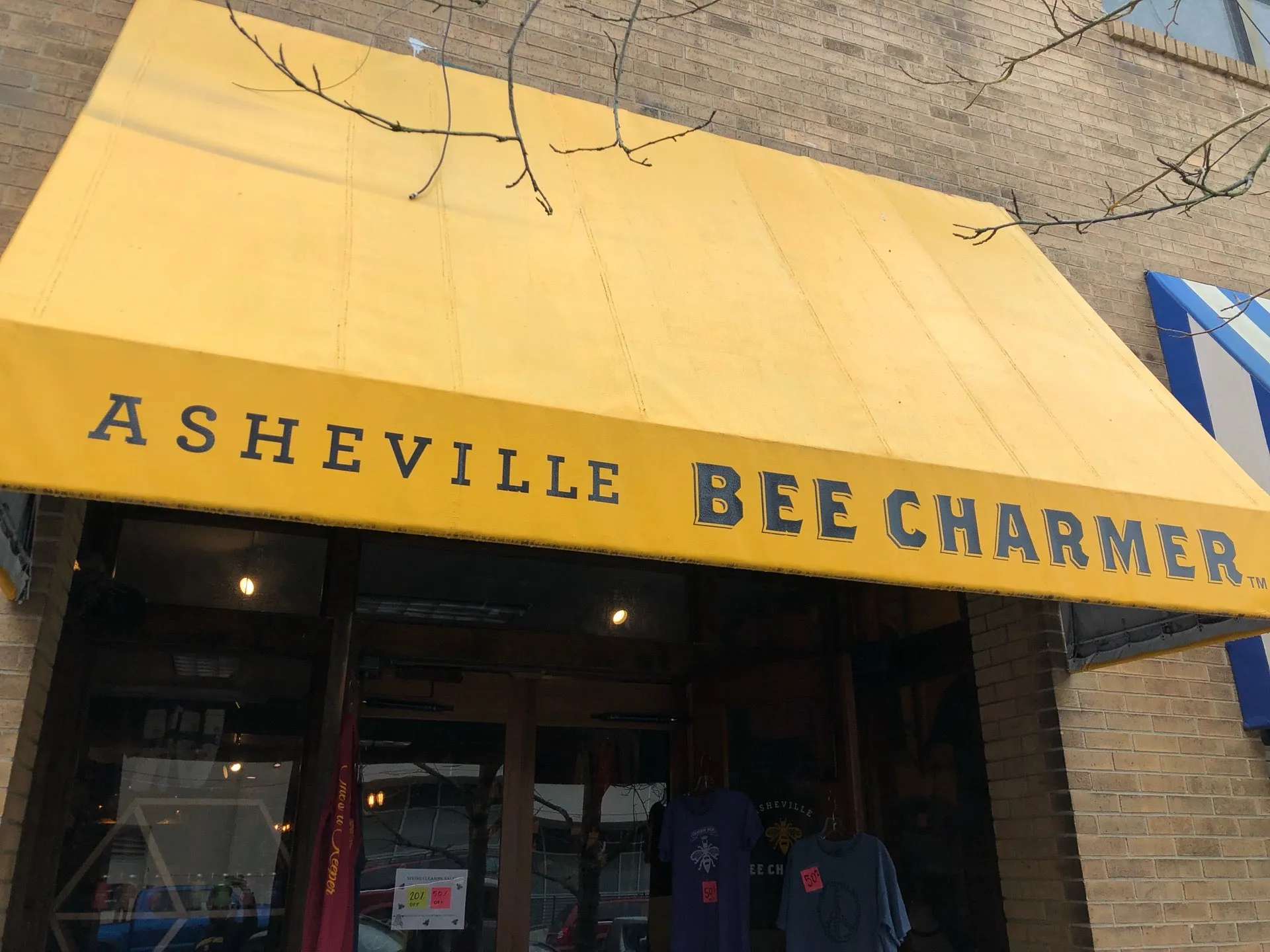 Asheville Bee Charmer in USA, north_america | Groceries - Country Helper